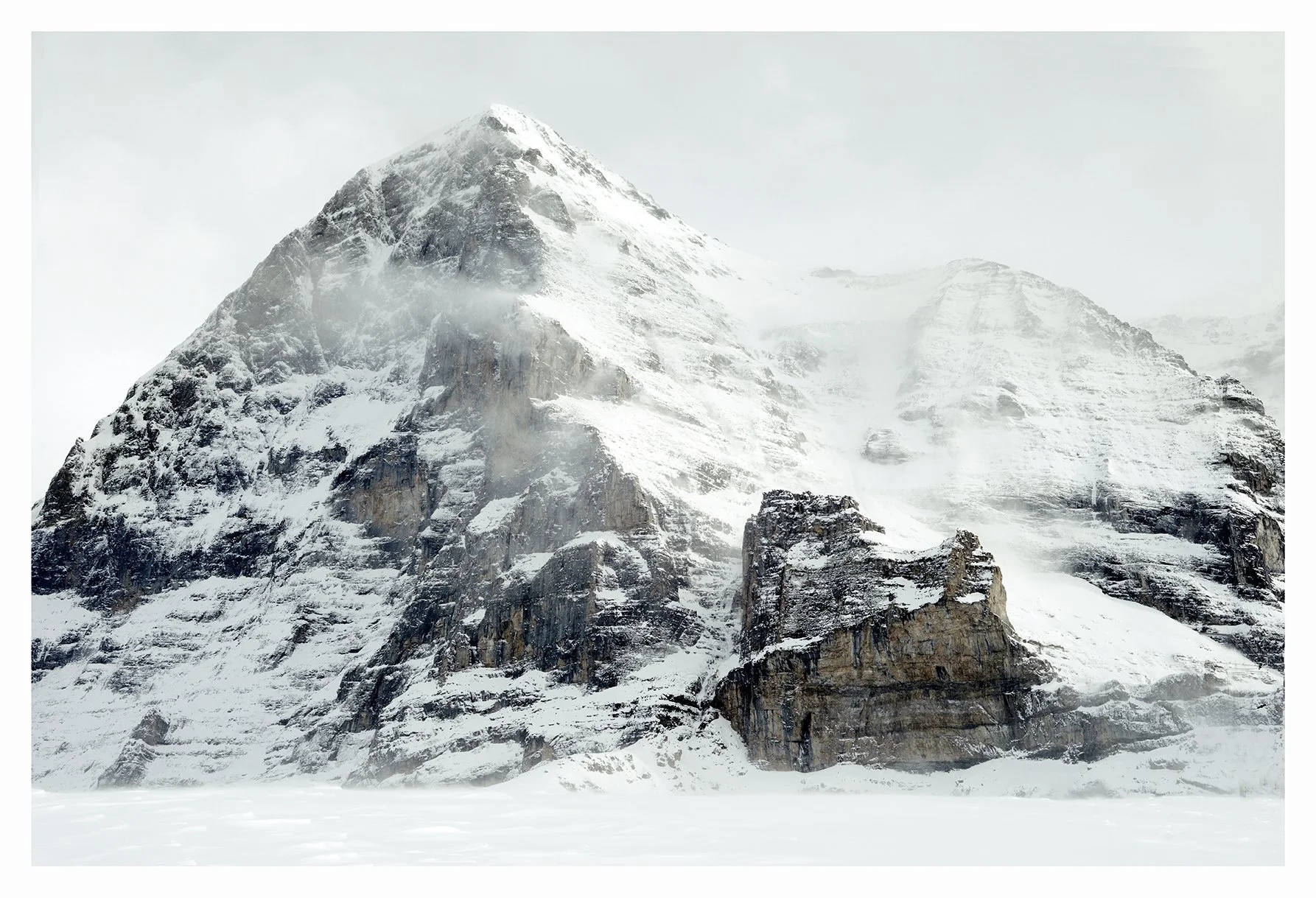 UNDER THE WEATHER II
Inkjet Print on Hahnemühle Photorag