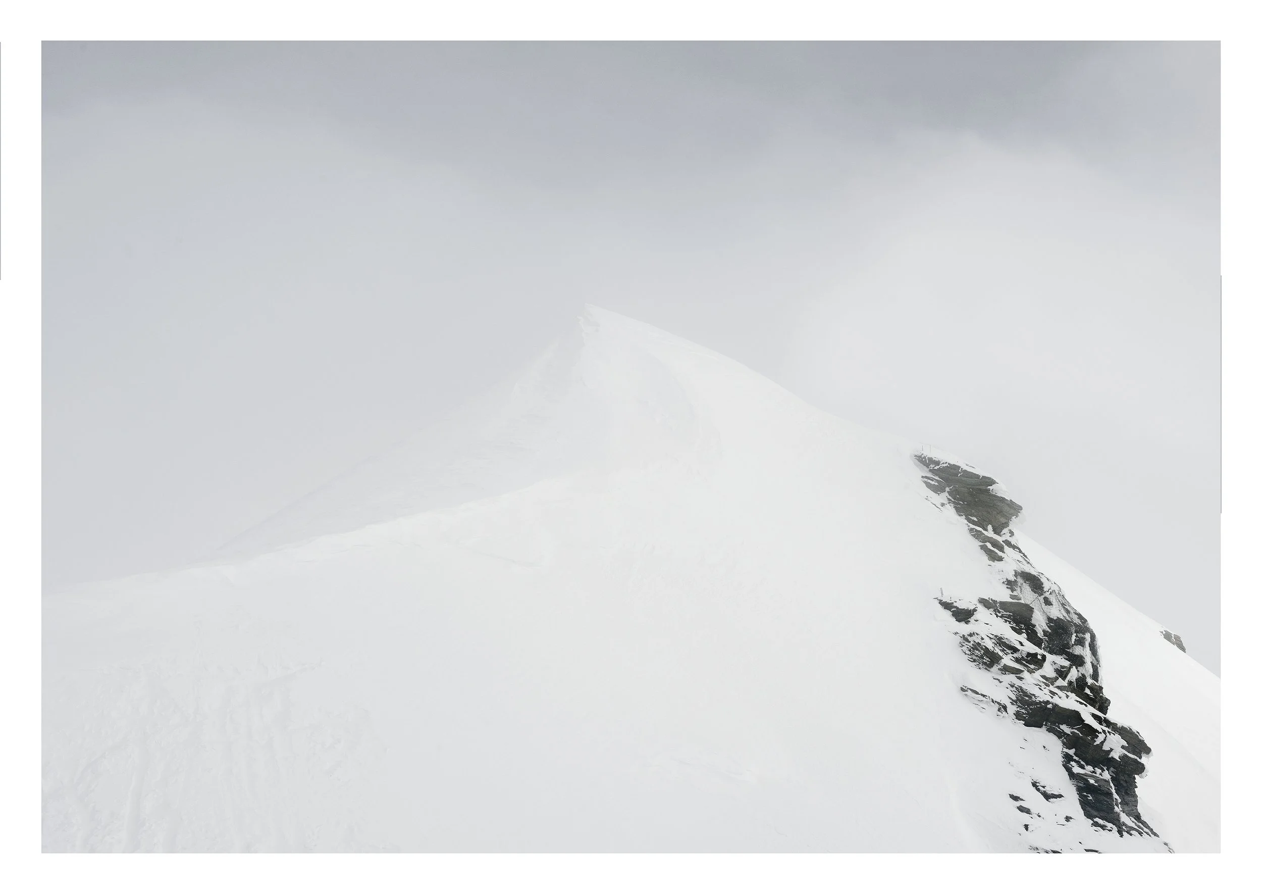 UNDER THE WEATHER I
Inkjet Print on Hahnemühle Photorag
