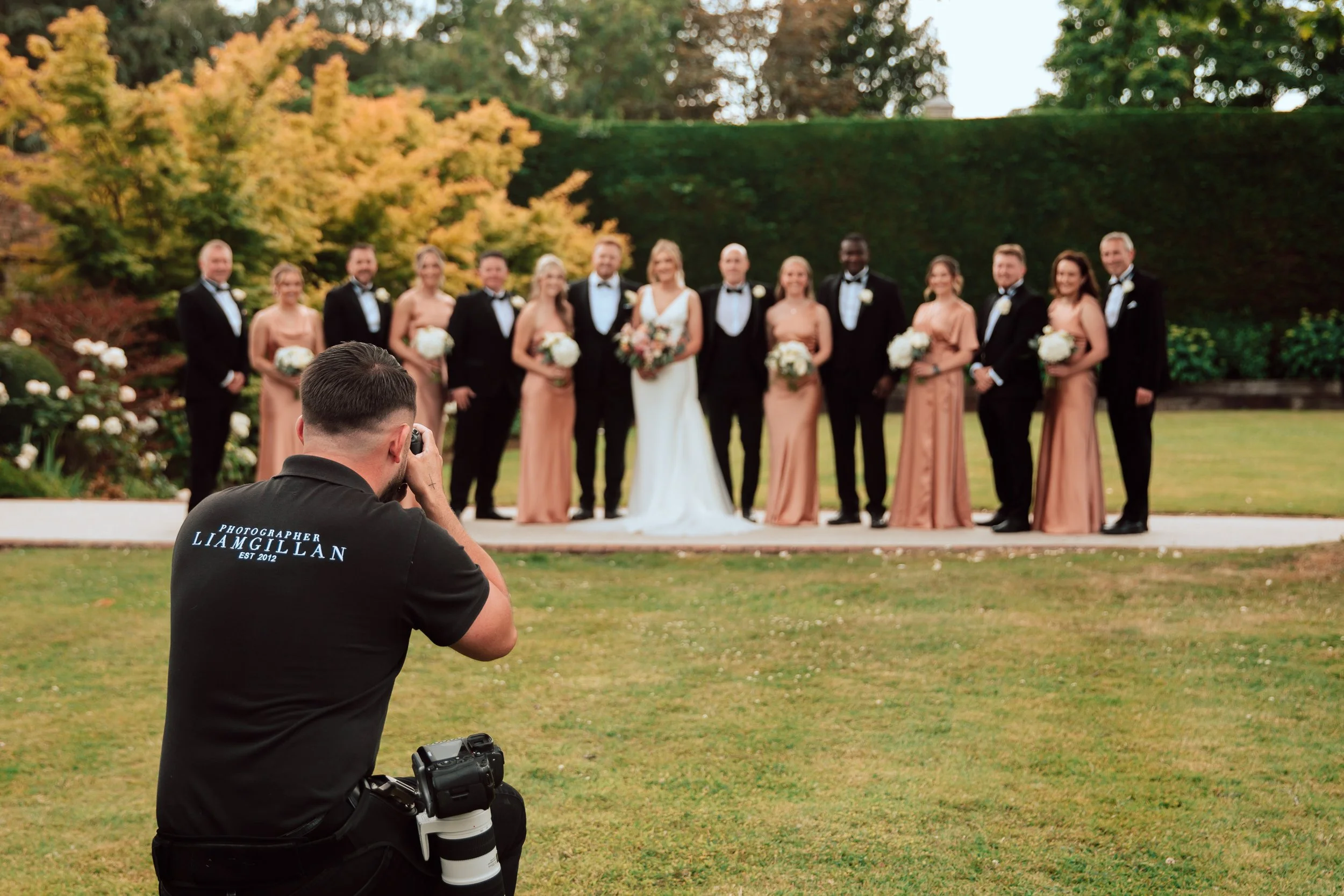 Behind the scenes of Photographer captured group photo at gaynes park