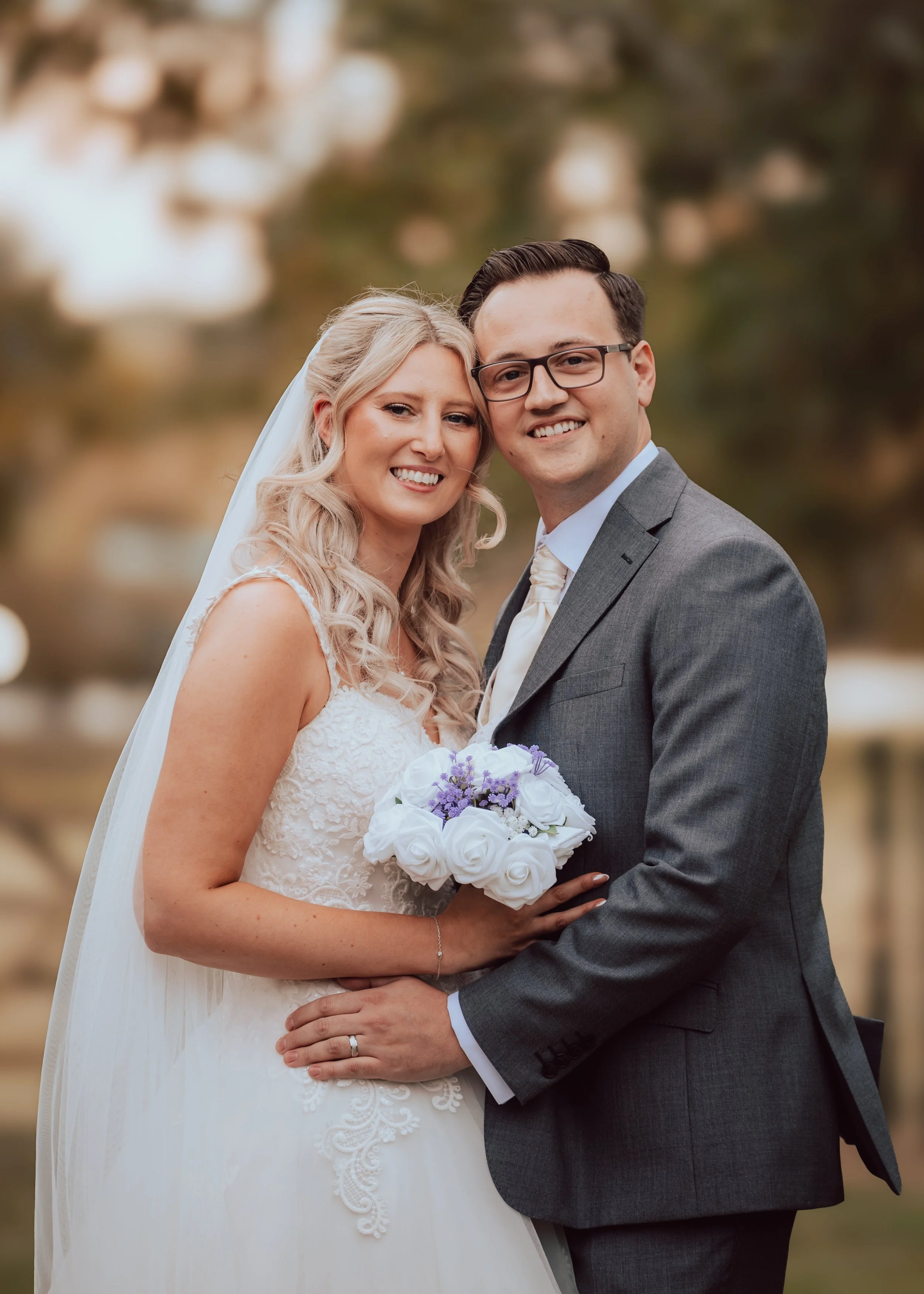 Luxury Wedding Photography captured in Essex by Wedding Photographer Liam Gillan at Apton Hall