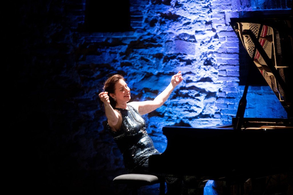 Music at Paxton: Angela Hewitt