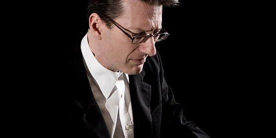 East Neuk Festival: Llŷr Williams