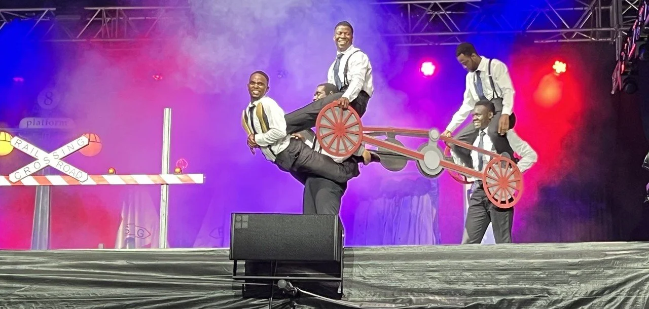 Fringe by the Sea: Let’s Twist Again
