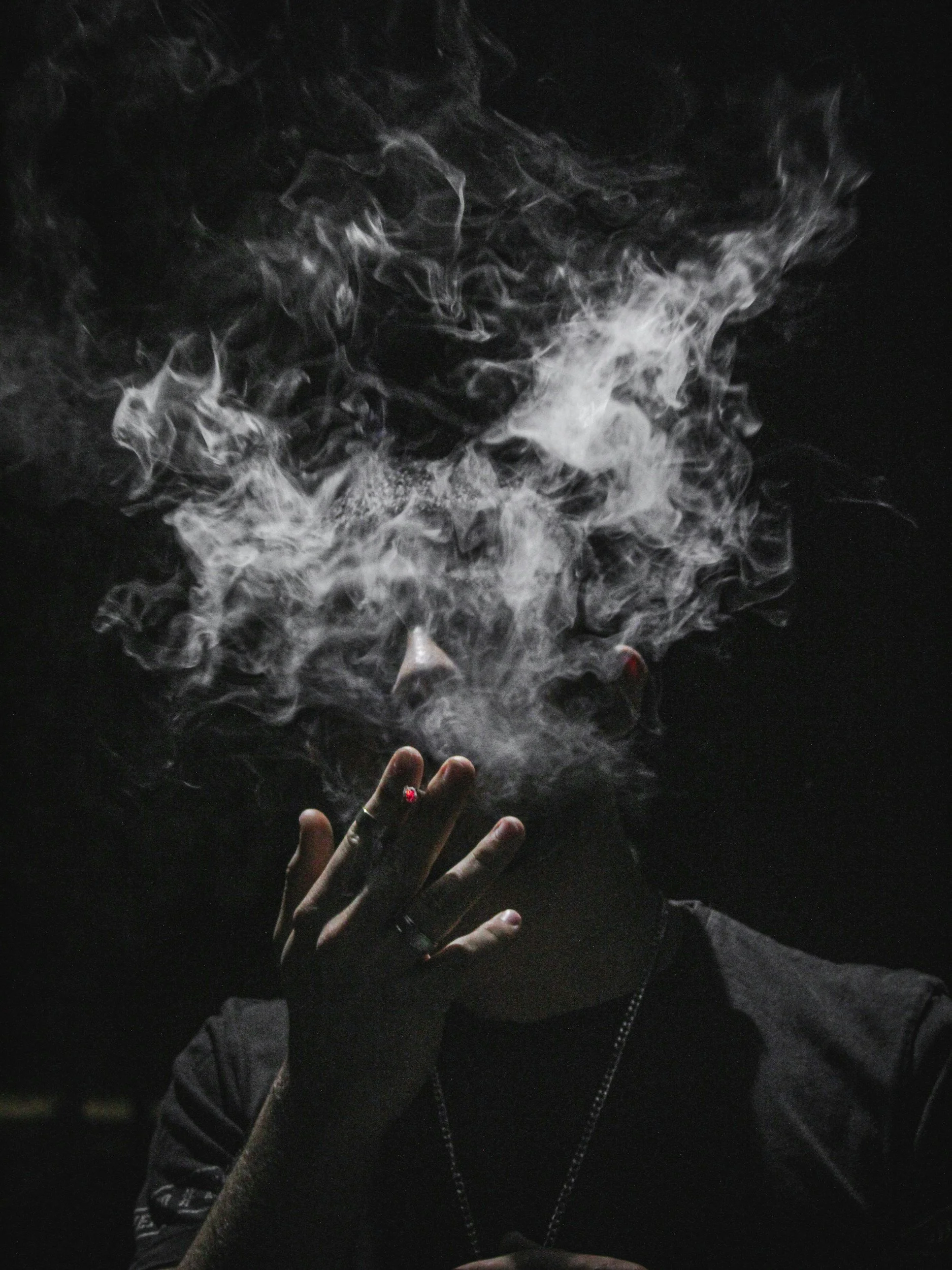 Australian youth hooked on illegal smokes as government drops ball