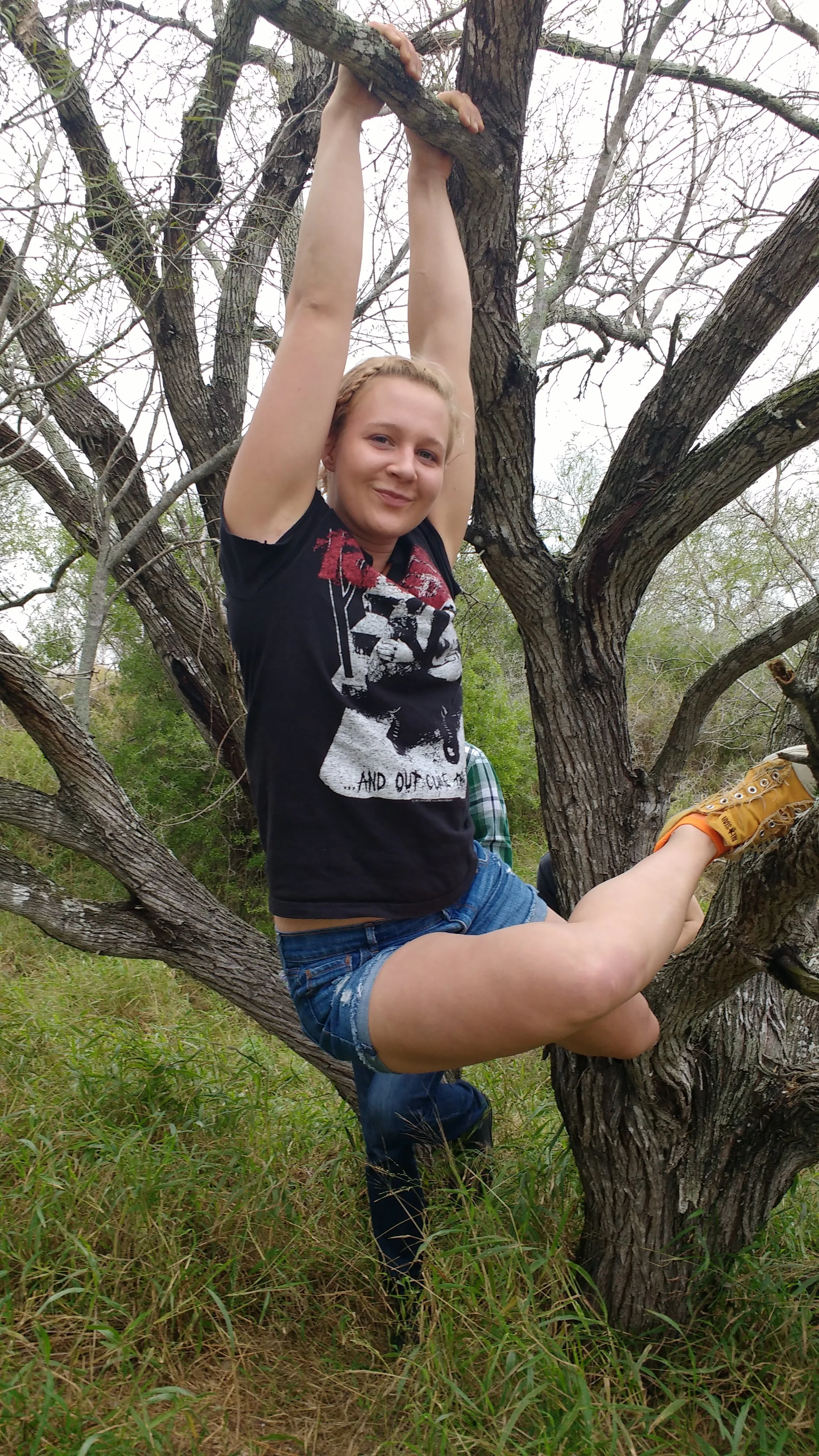 NSA Whistleblower Reality Winner Released to Home Confinement