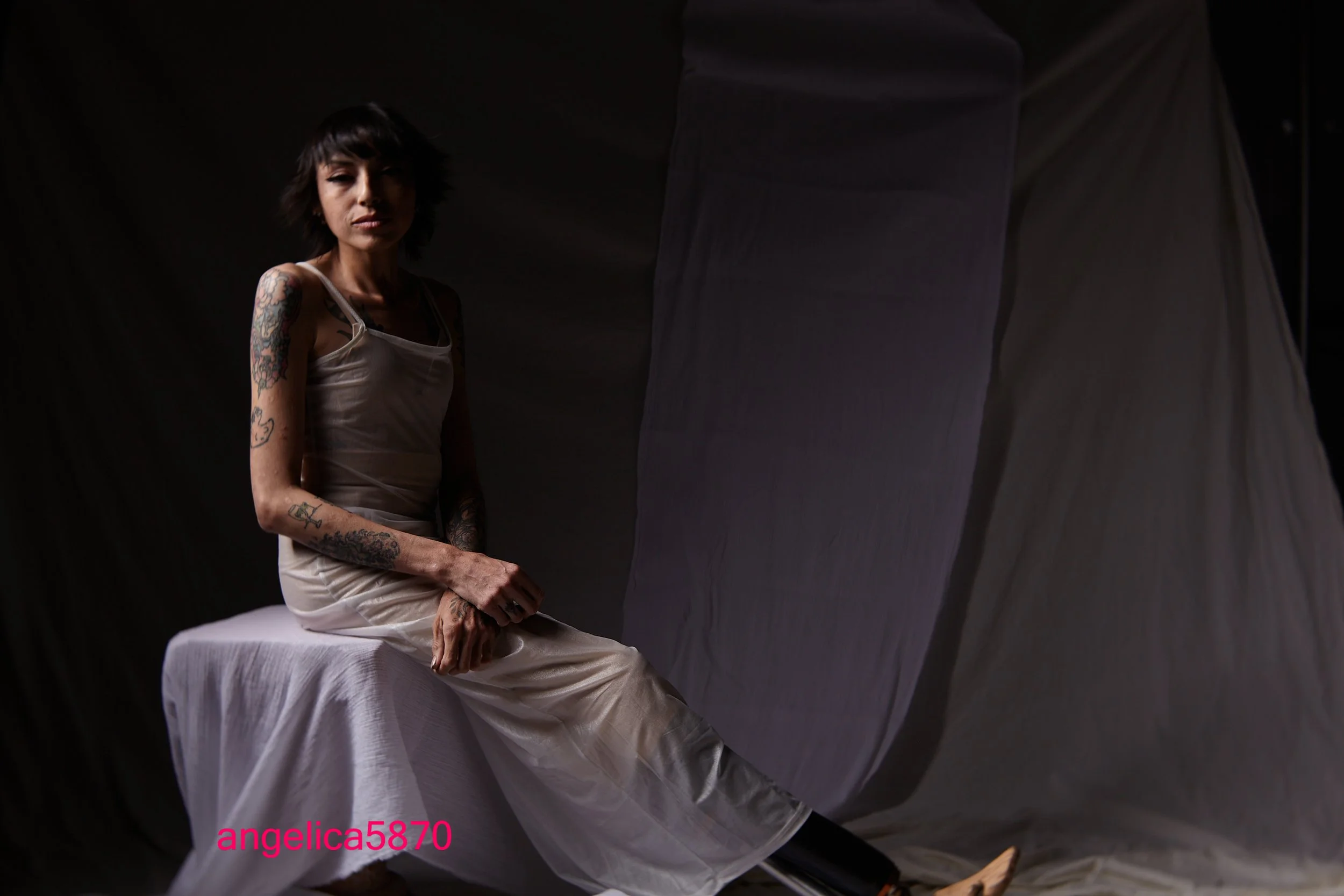 angelica5870.jpg