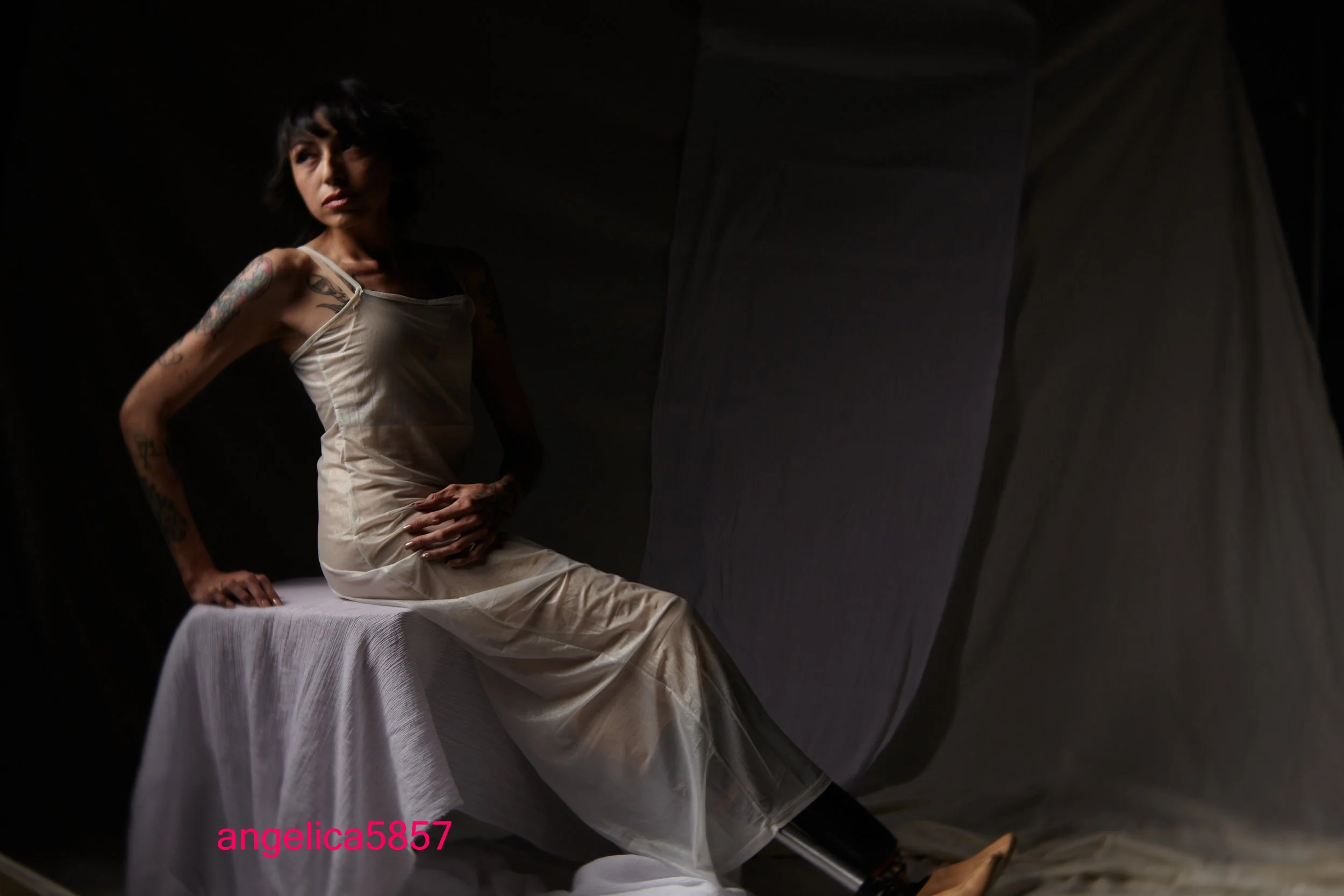 angelica5857.jpg