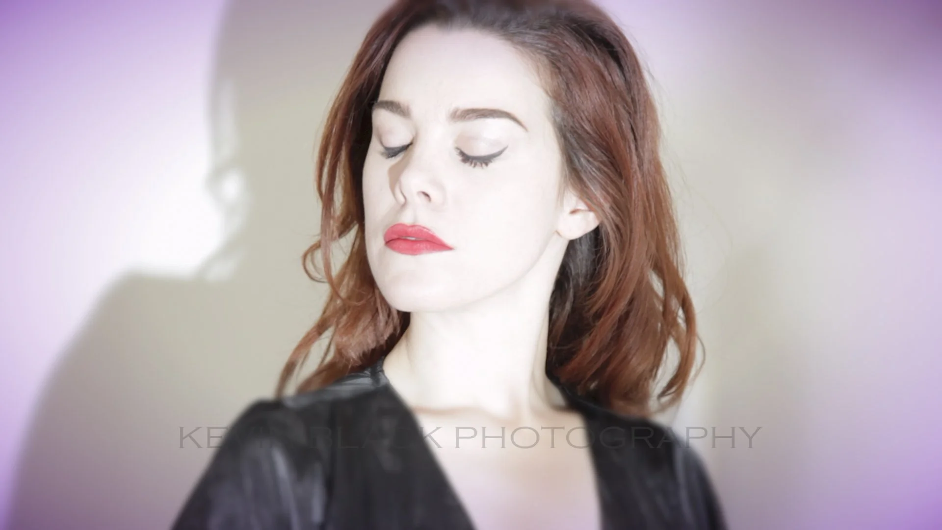 Vaunt 4 eyes closed.jpg