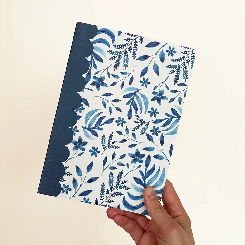 A5-notebook-blue-hand-web.jpg