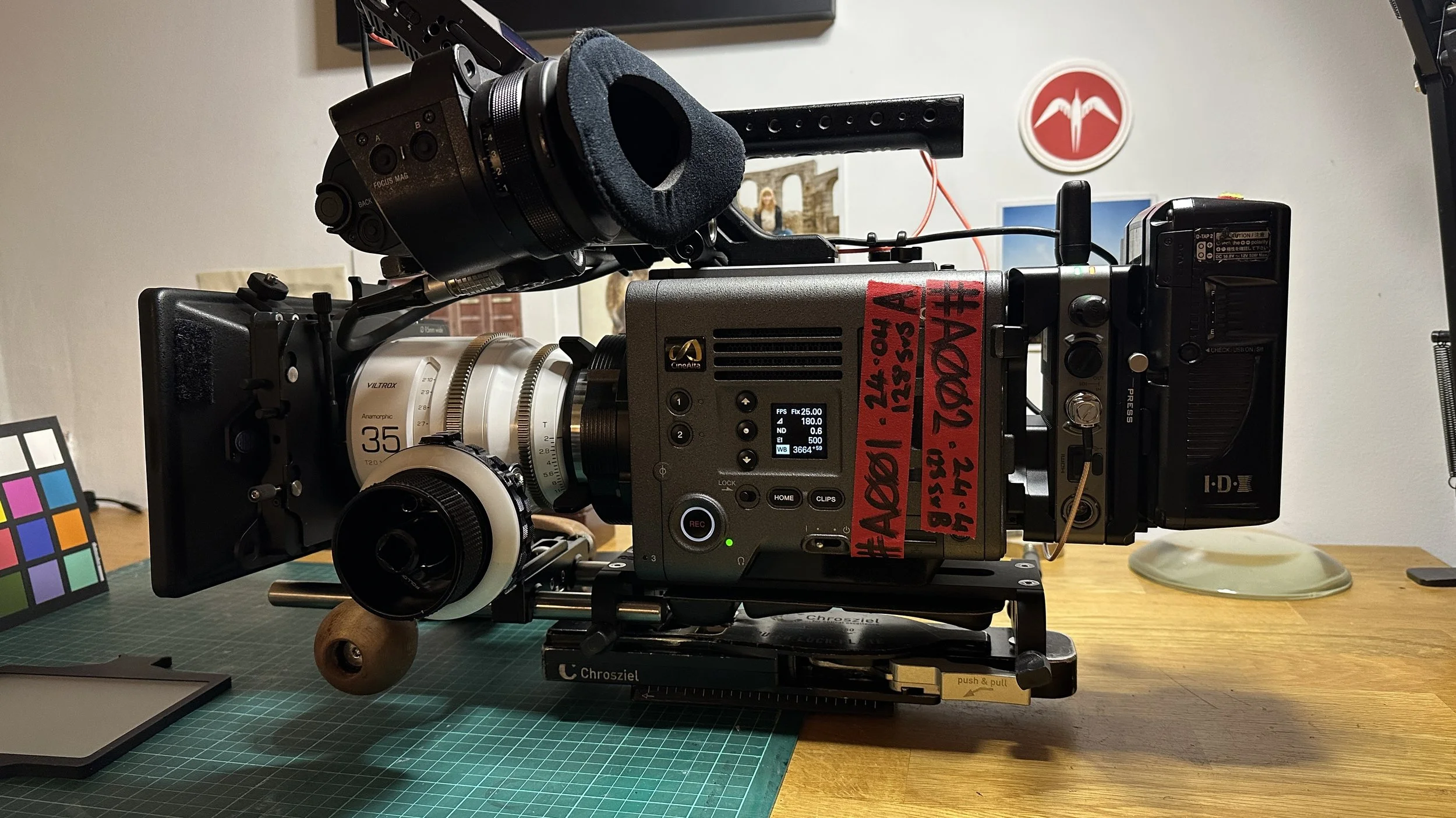 Grey cards, 50% of the frame