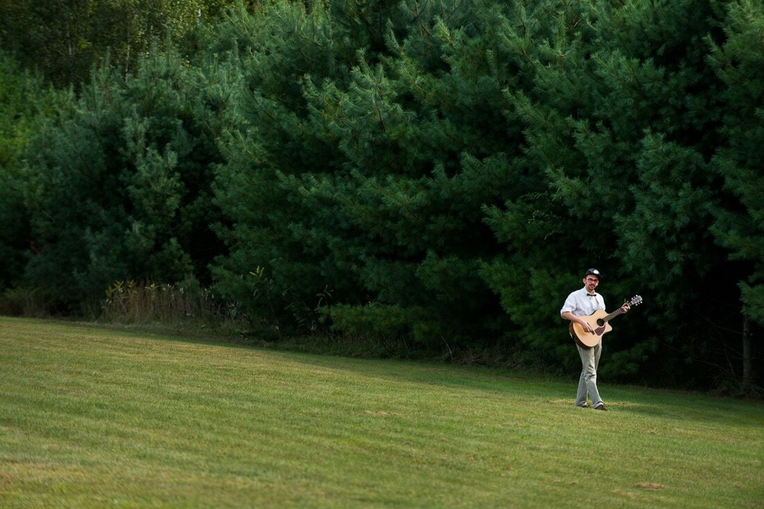 nh-backyard-wedding-musician.jpg