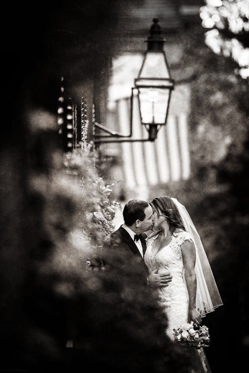 boston-bw-wedding-couple-acorn-street-flag.jpg