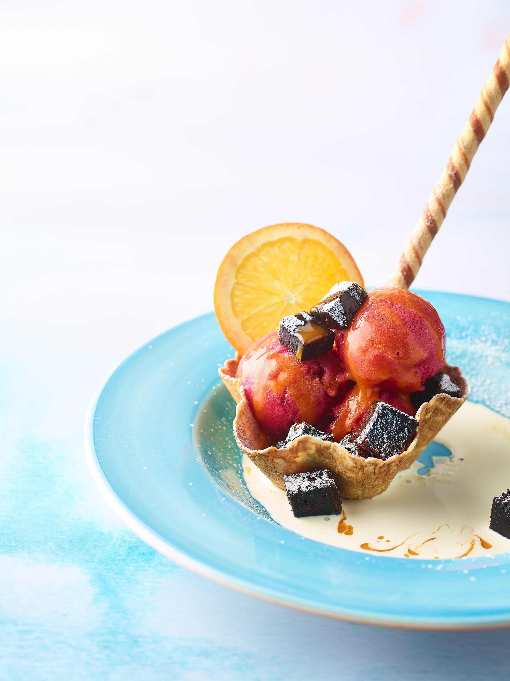 6---DESSERTS---Raspberry-Sunday-03.jpg
