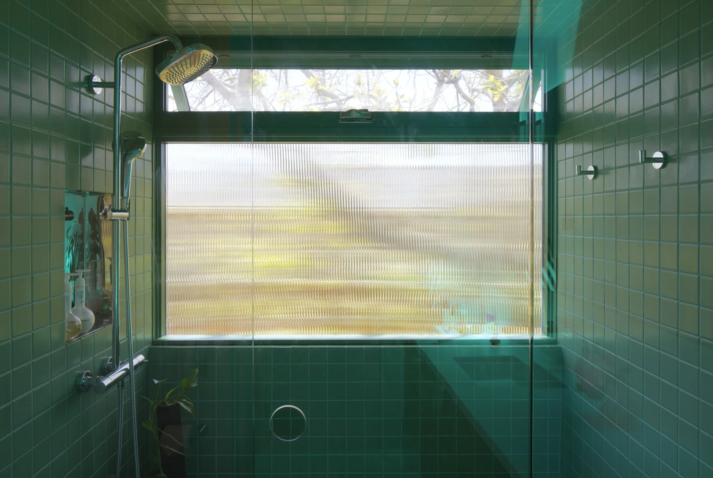 Monticello_Bath Axial 01.jpg