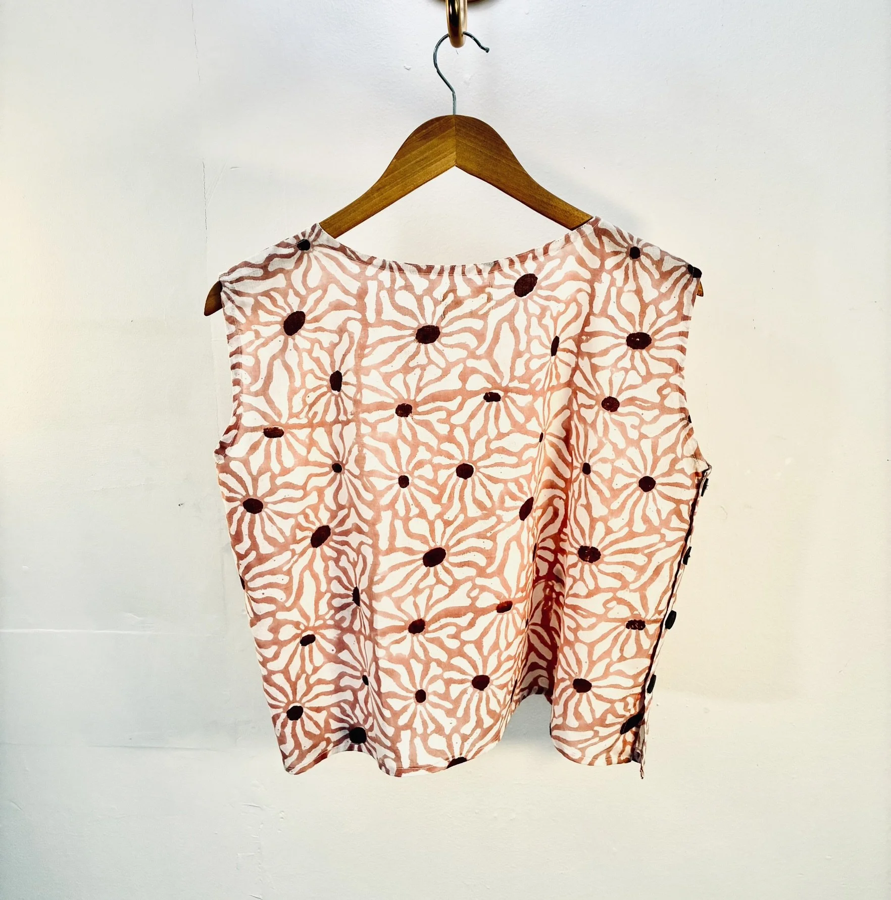pink crop back.JPEG