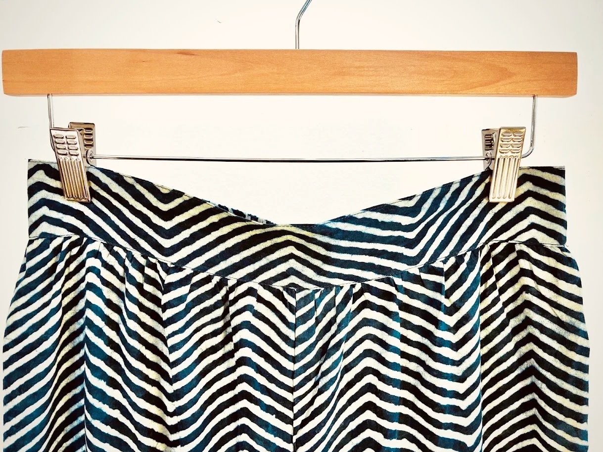 zig+zag+waist.jpg