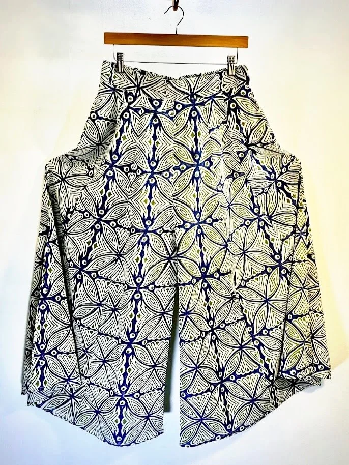 blue+geo+gathered.jpg