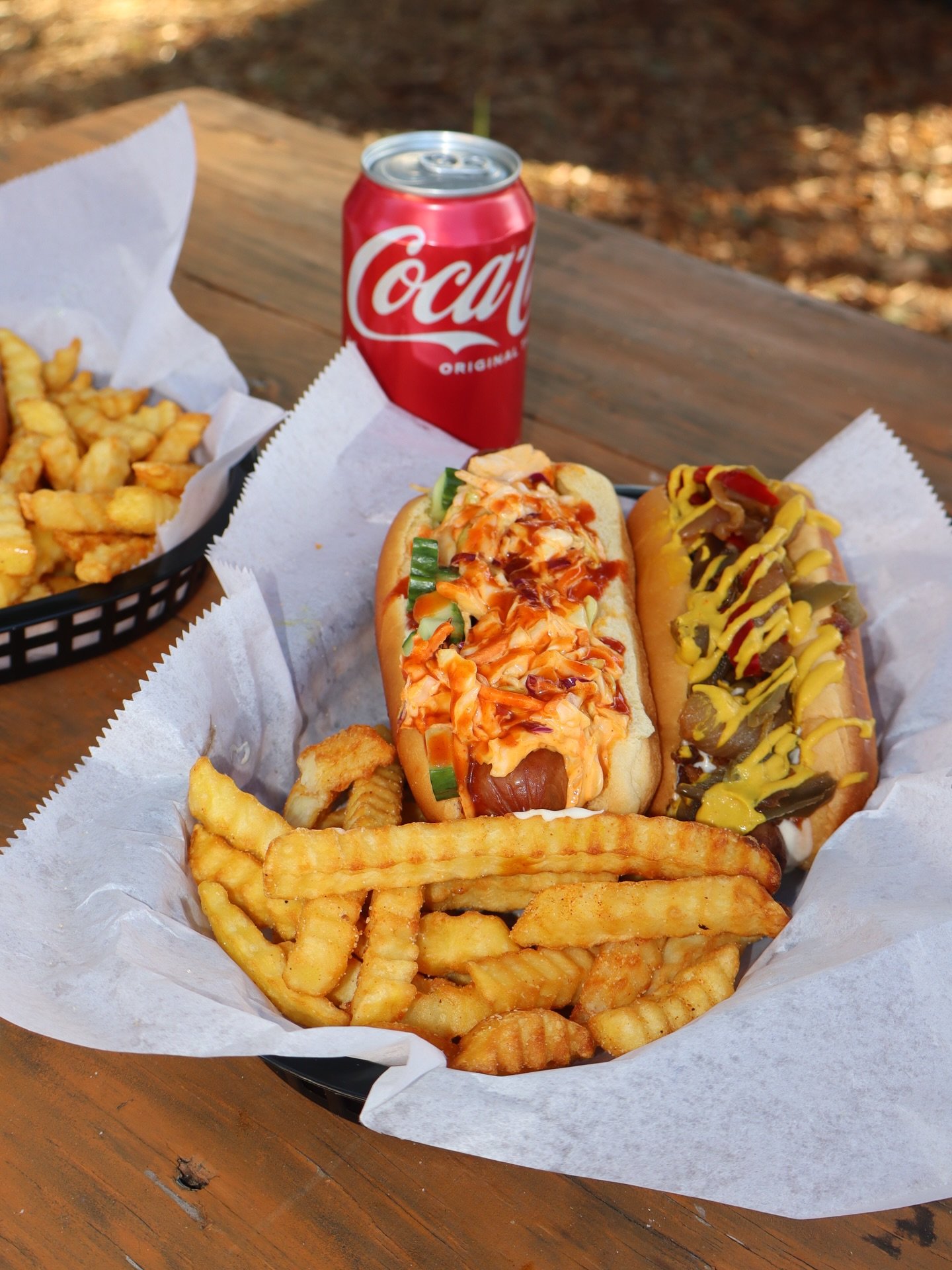 Lunch just leveled up at @diggydogs_tampa 👏🏻
&zwnj;
🌭Specialty Dog Combo: $11 for a loaded dog, fries, and a drink.
🍔Burger Combo: $12 for a juicy burger, fries, and a drink
&zwnj;
Feeling extra hungry? Add a specialty dog to any combo for just $