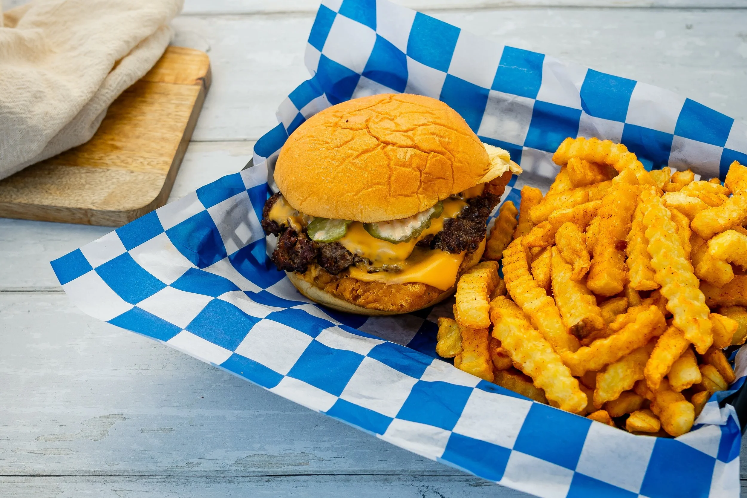 Sure, a burger is great - but what about a Dogpile? 👀

We stack our delicious smashburger on top of our crispy fried chicken sandwich 🤯

Come and get it, happy national burger day😋

#tampafoodie #foodtruck #burgerday #tasty
