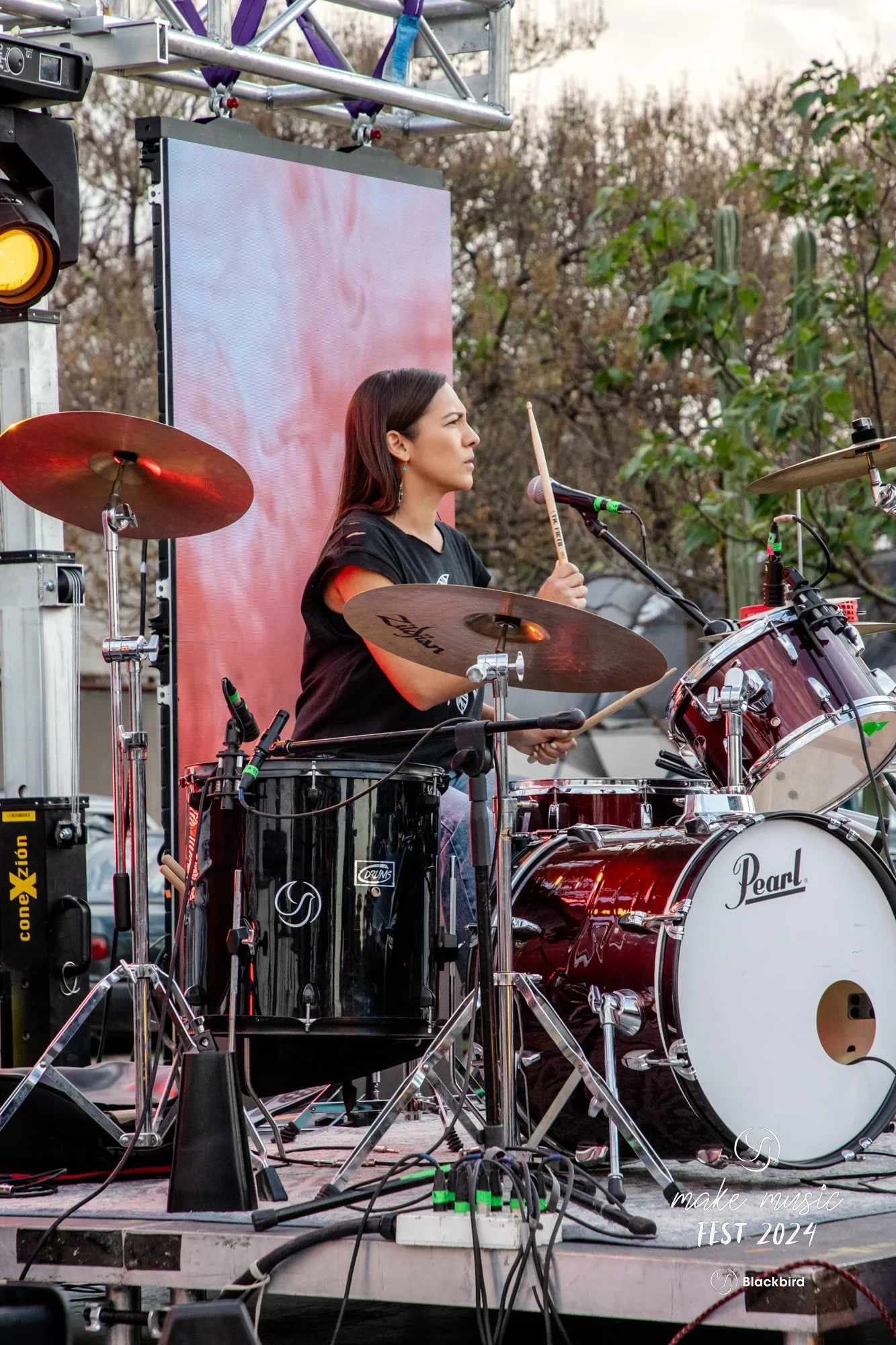 MakeMusicFest24_380-2.jpg