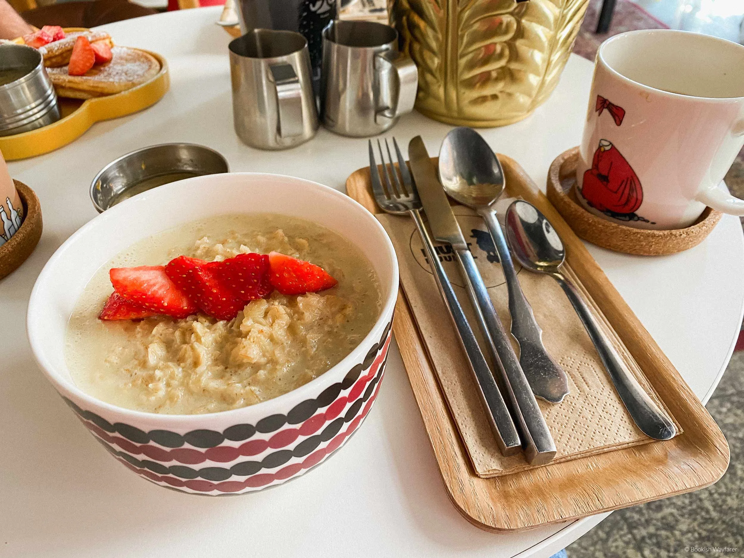 kohvik-must-puudel-breakfast.jpg