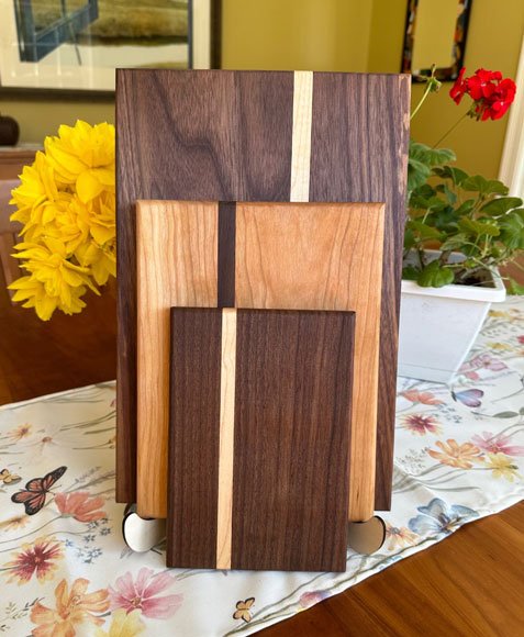 Walker Woodworking ME set of 3 wooden cutting boards