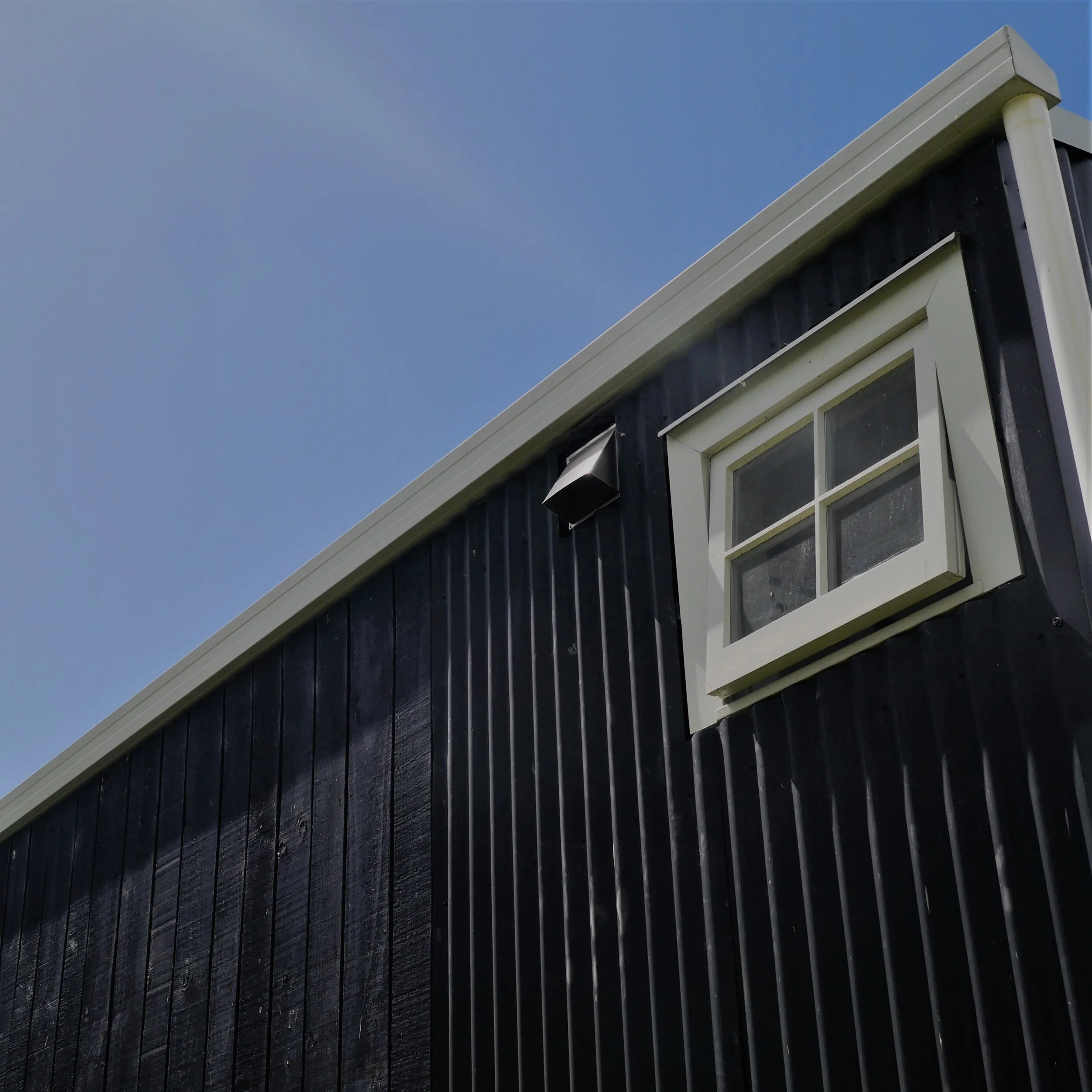 tiny house cladding corrugated iron and vent