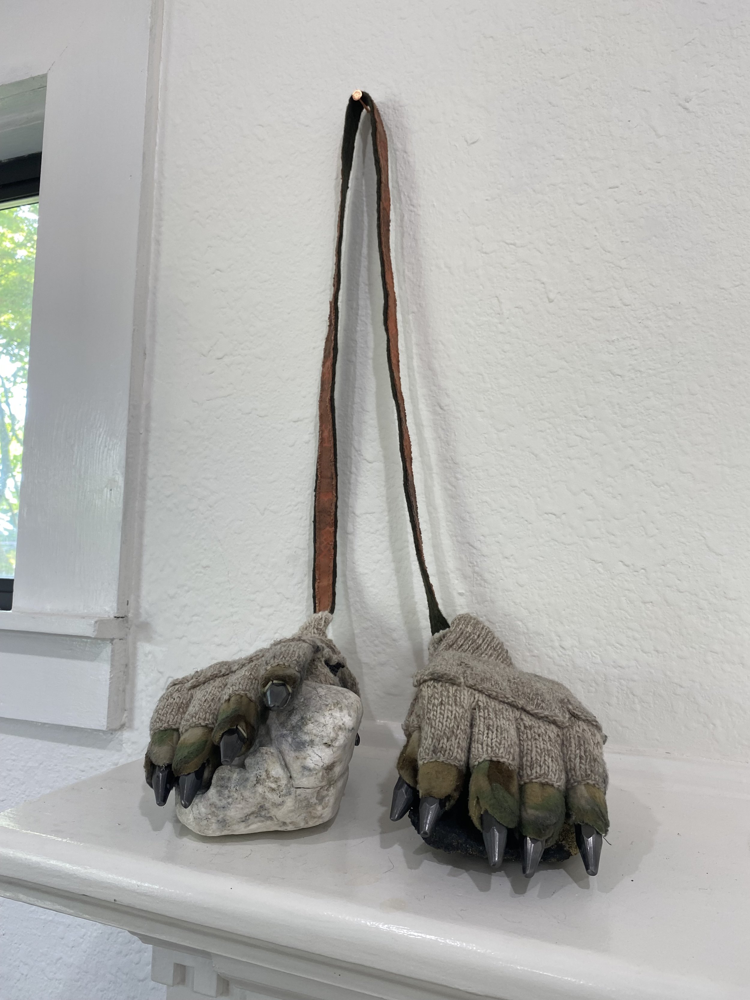 Pair (Tool for Digging a Hole)