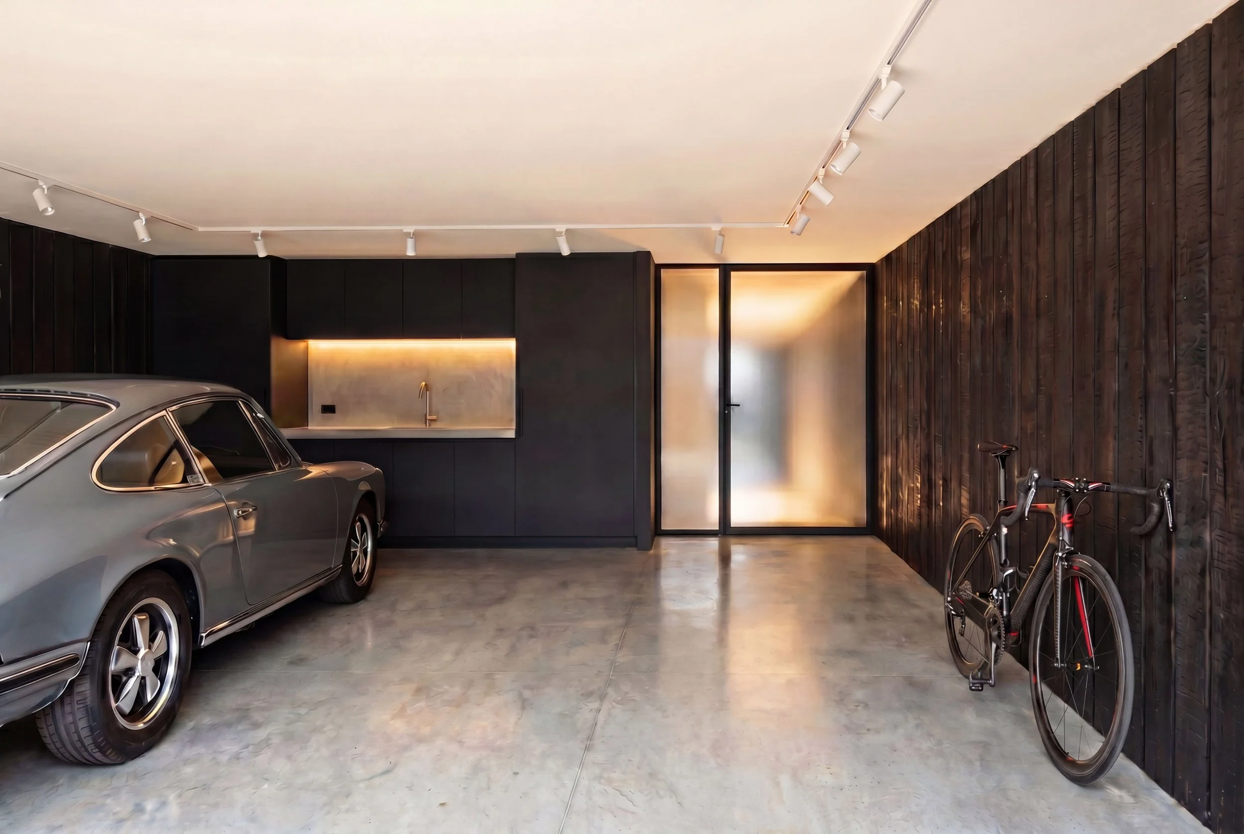 Garage.jpeg