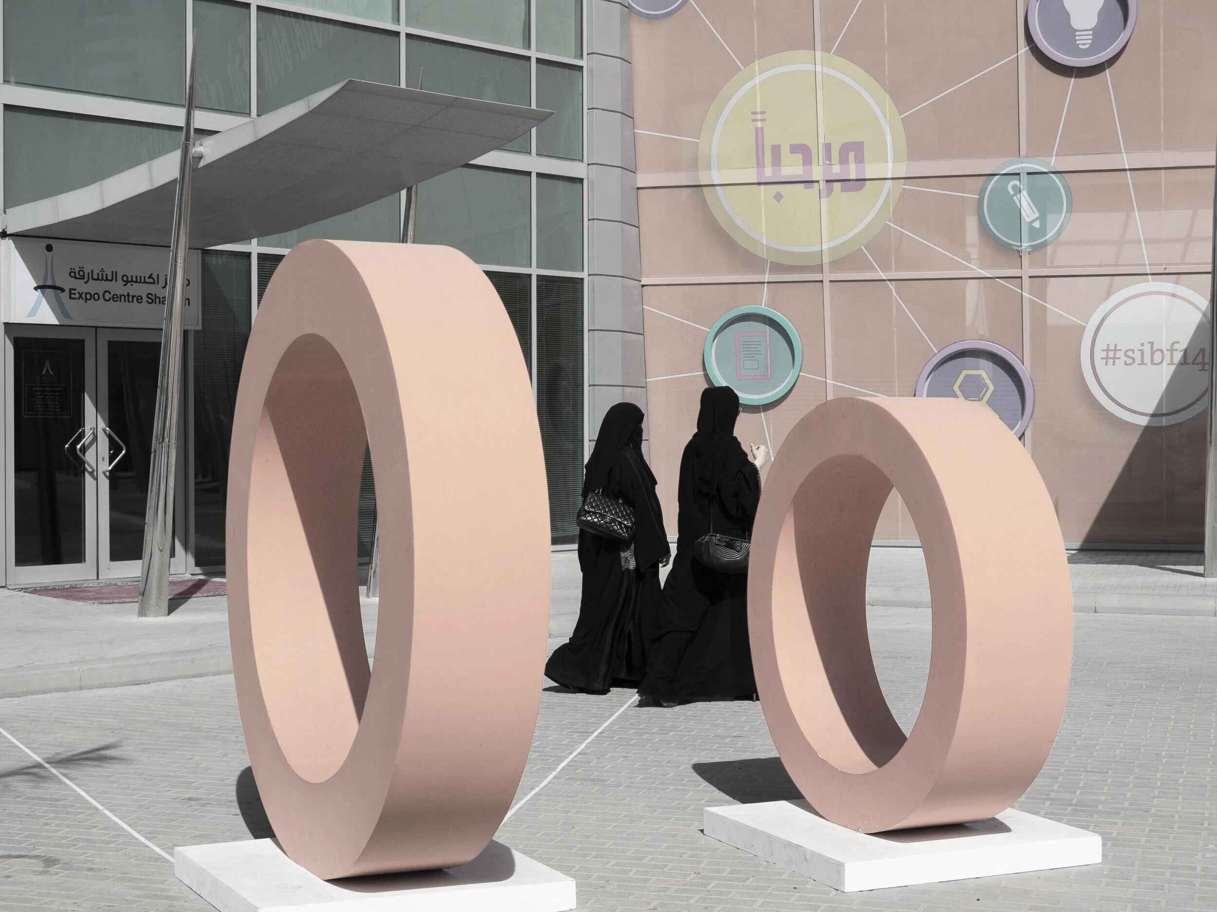 Having to communicate in a foreign language can have harmful consequences for the emotional connection