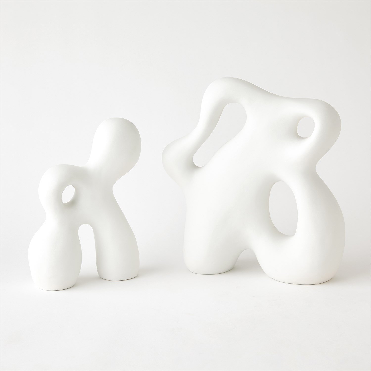 Mav White Sculpture 02.jpg
