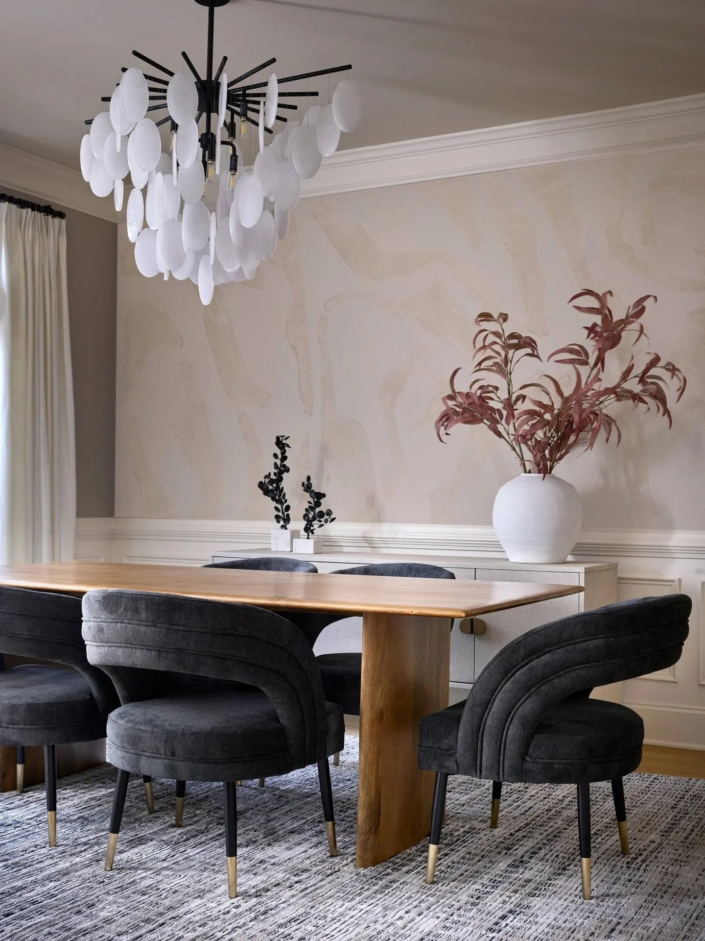 Grateful today and everyday. Happy Thanksgiving!
.
.
.
#brookelangdesign