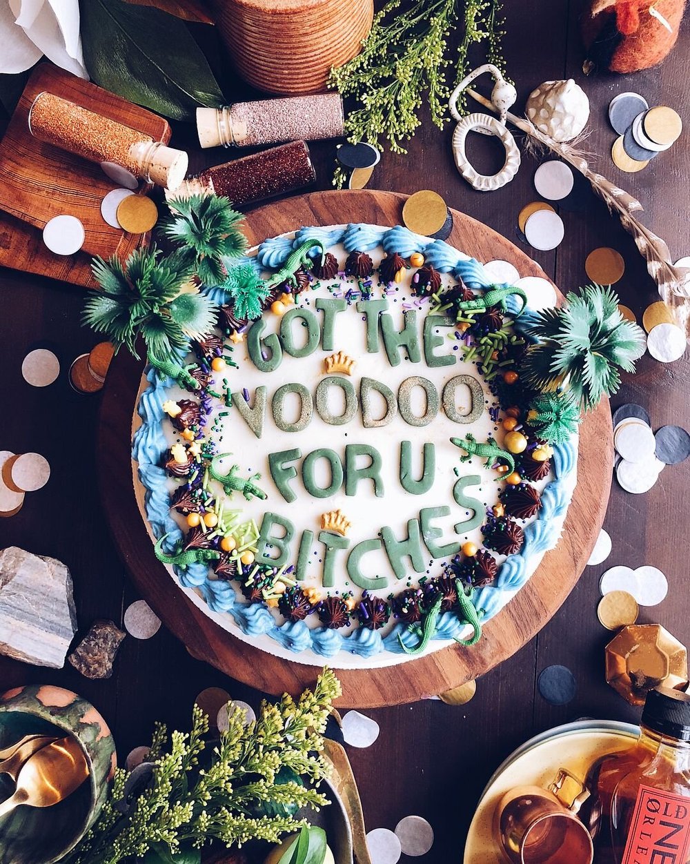 BAKEHOUSE LIVE: Drake on Cake —