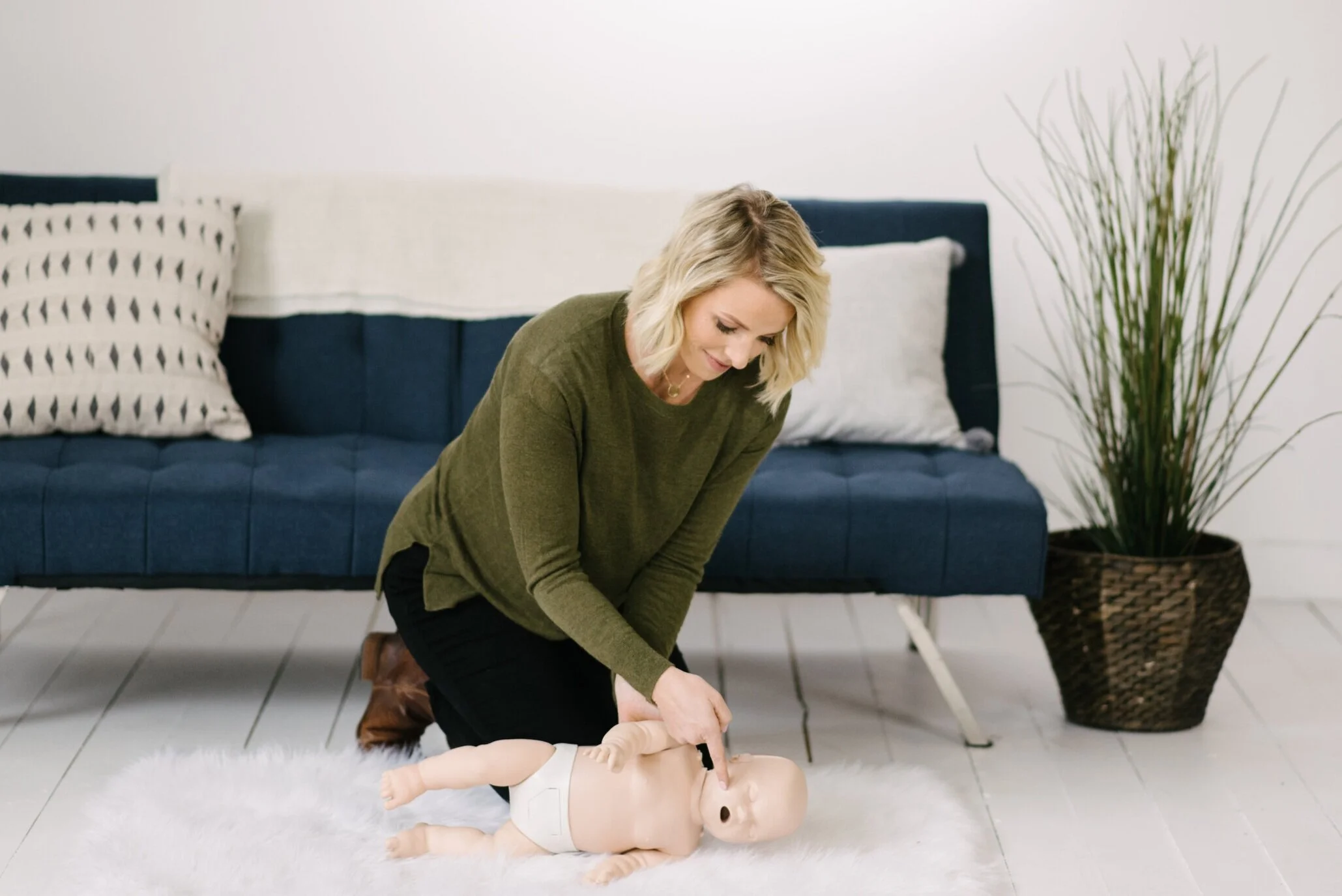What to do if your Infant/Baby Chokes (video included)