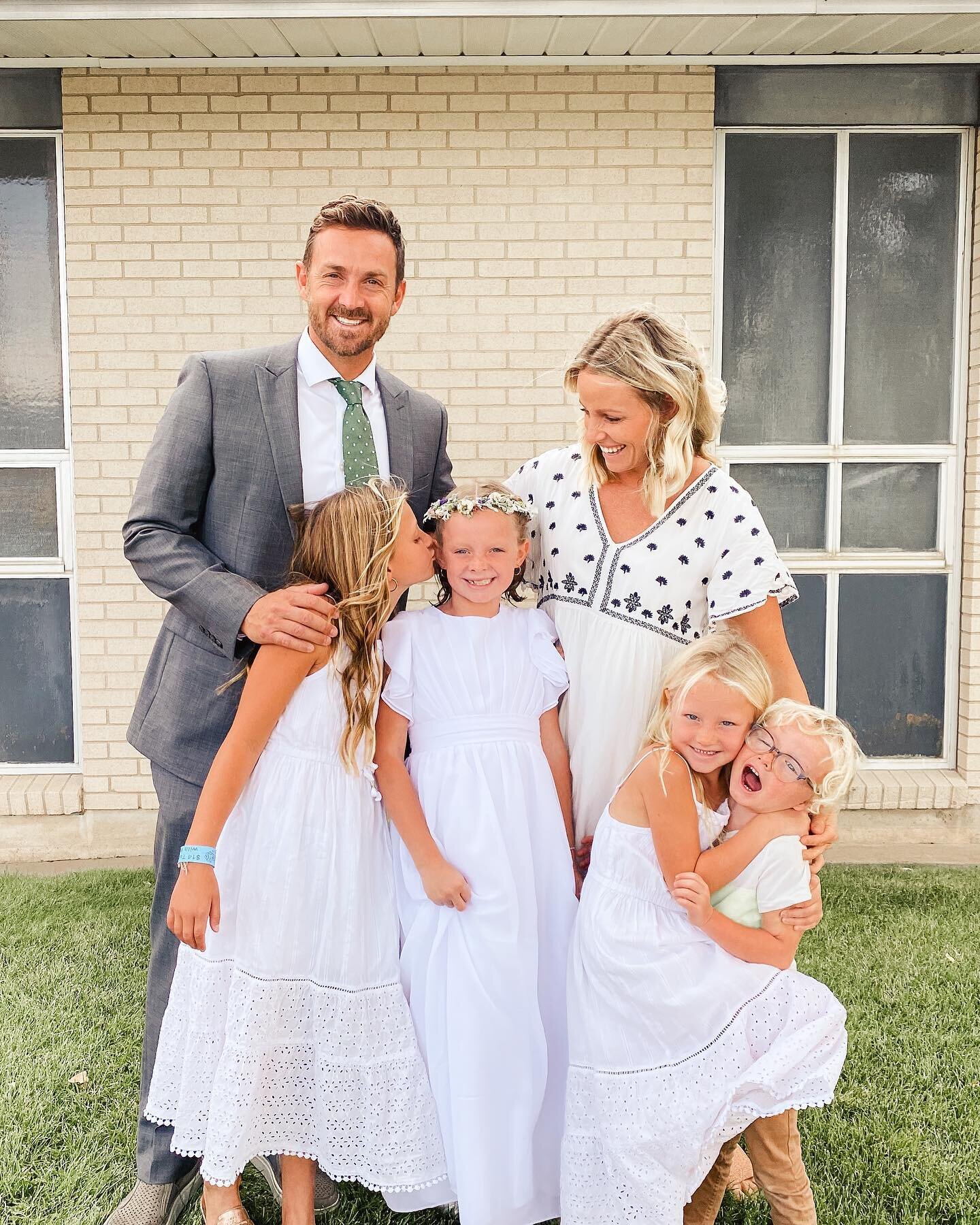 There are so many beautiful reasons to be happy and we were blessed to feel of many of them this weekend. 

Our sweet little girl had the opportunity to be baptized in the ocean while living in Puerto Rico, but when it came down to it she just couldn