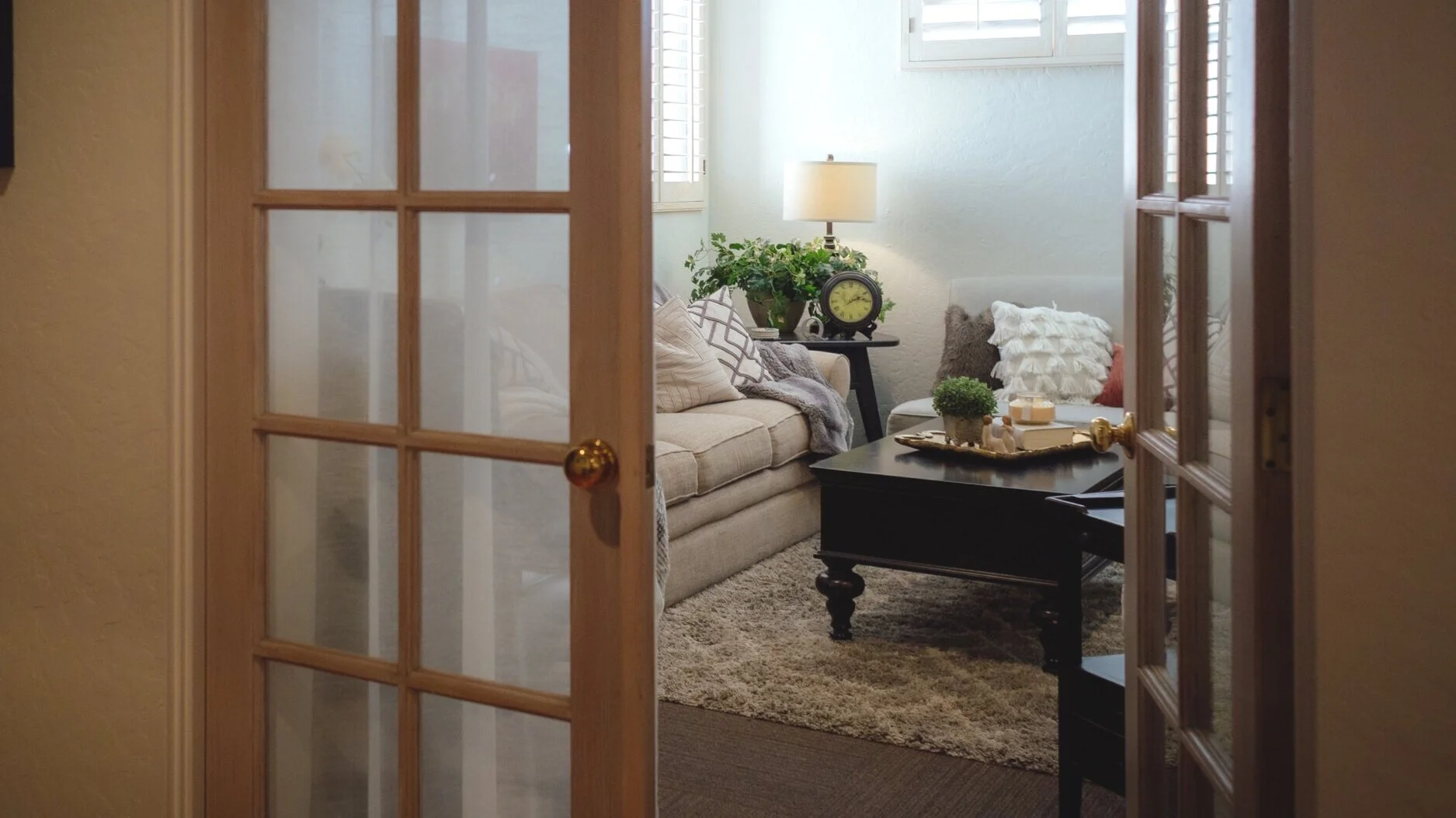 Details — Lavelle Jacobson, LMFT