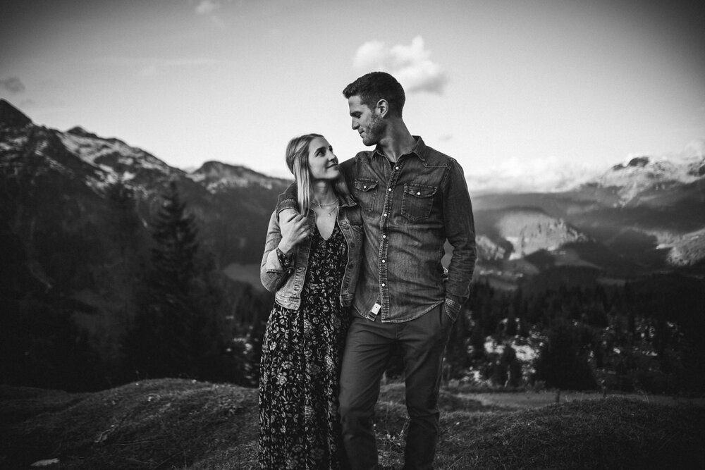 Mountain Couple Shoot Salzburg - Miss Freckles Photography (27 von 30).jpg