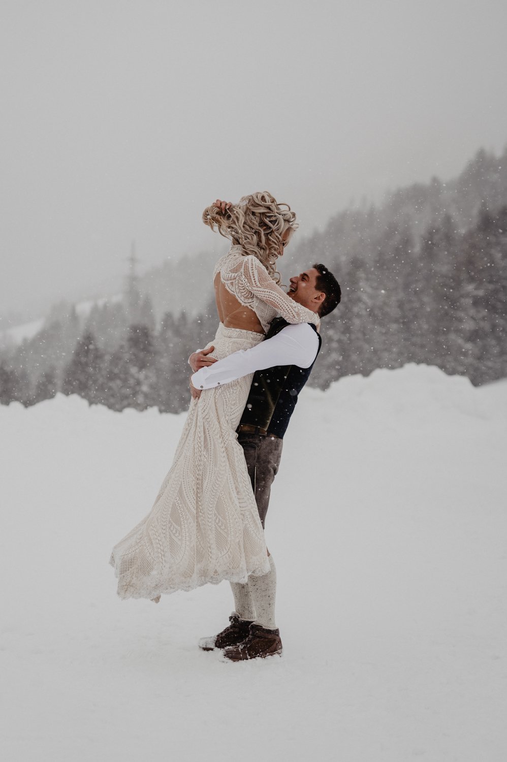 Winterhochzeit_Jufenalm_MissFreckles-20.jpg