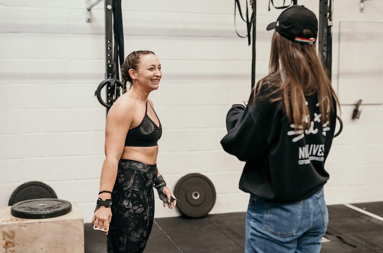 A Gym Full Of Friendly Faces 😁

Click the link in our bio to find out how you can get involved.

#RH10Fit#Crossfit#workout#functionaltraining#functionalfitness#workoutoftheday#wod#fitness 

📸 @skullandcrossbonesphotography
