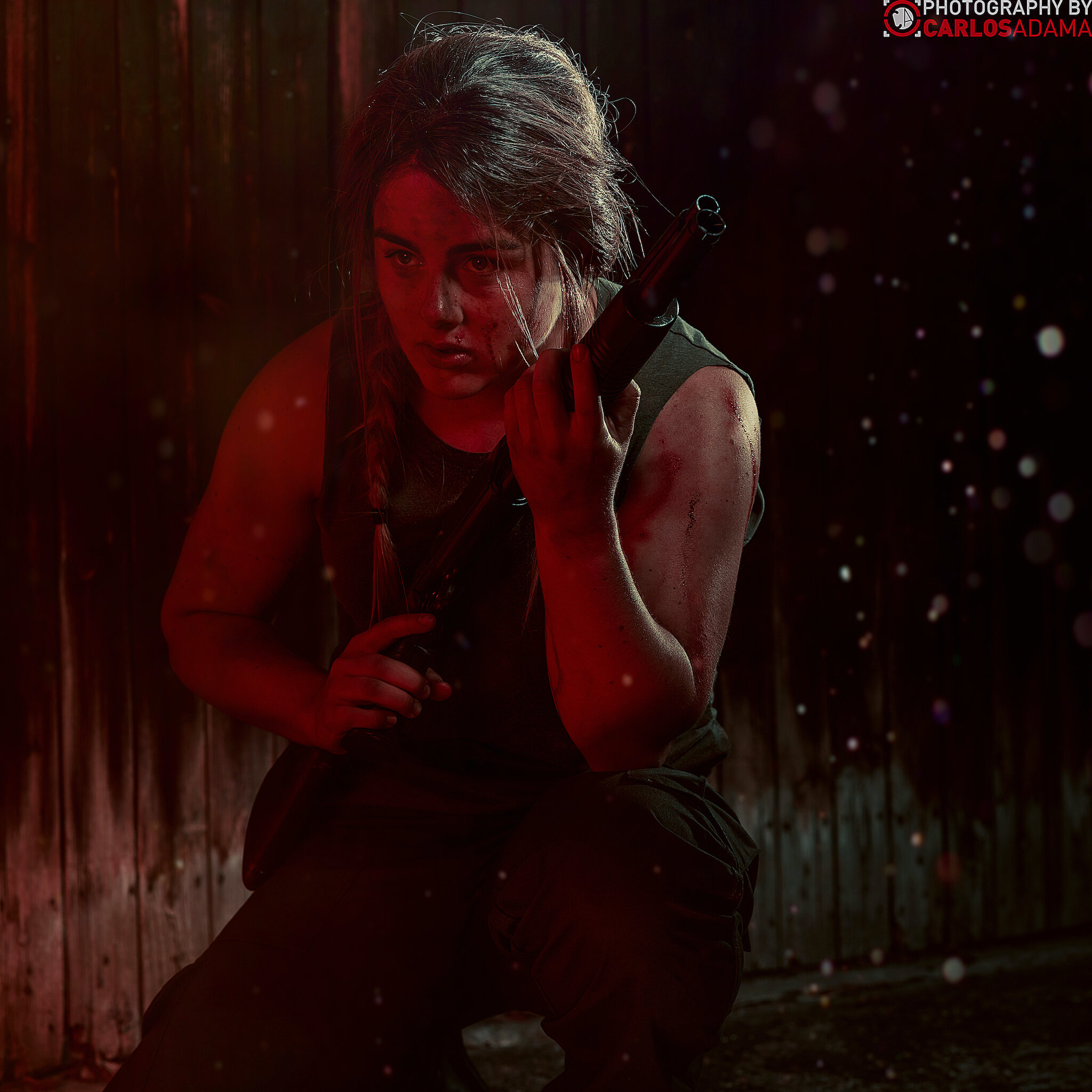 Jocelyn Mettler, the face model of Abby in 'The Last of Us Part II',  cosplays her in-game character