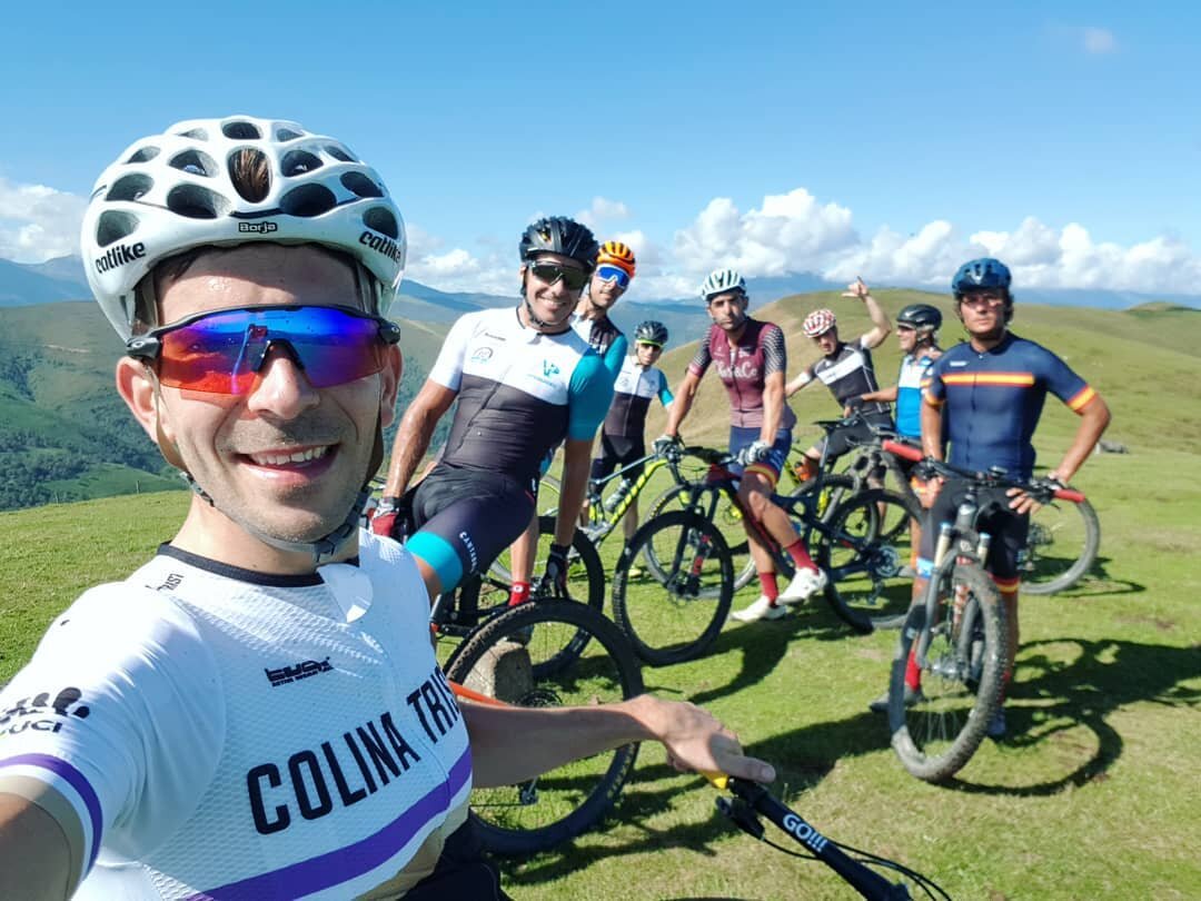 Domingo de disfrute 🙌🙌🙌 @alvar_pb @diegomontojo @elnebur @peli_san @chisconty @ander.bilbao @bikeridercantabria