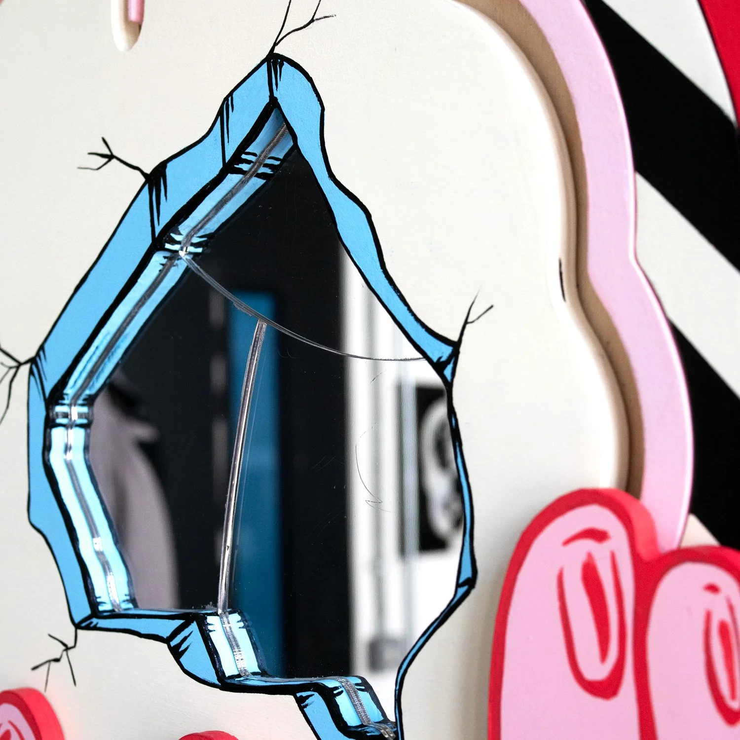 Mirror-Mind-wall-sculpture-by-Adam-Pointer-detail-01.jpg