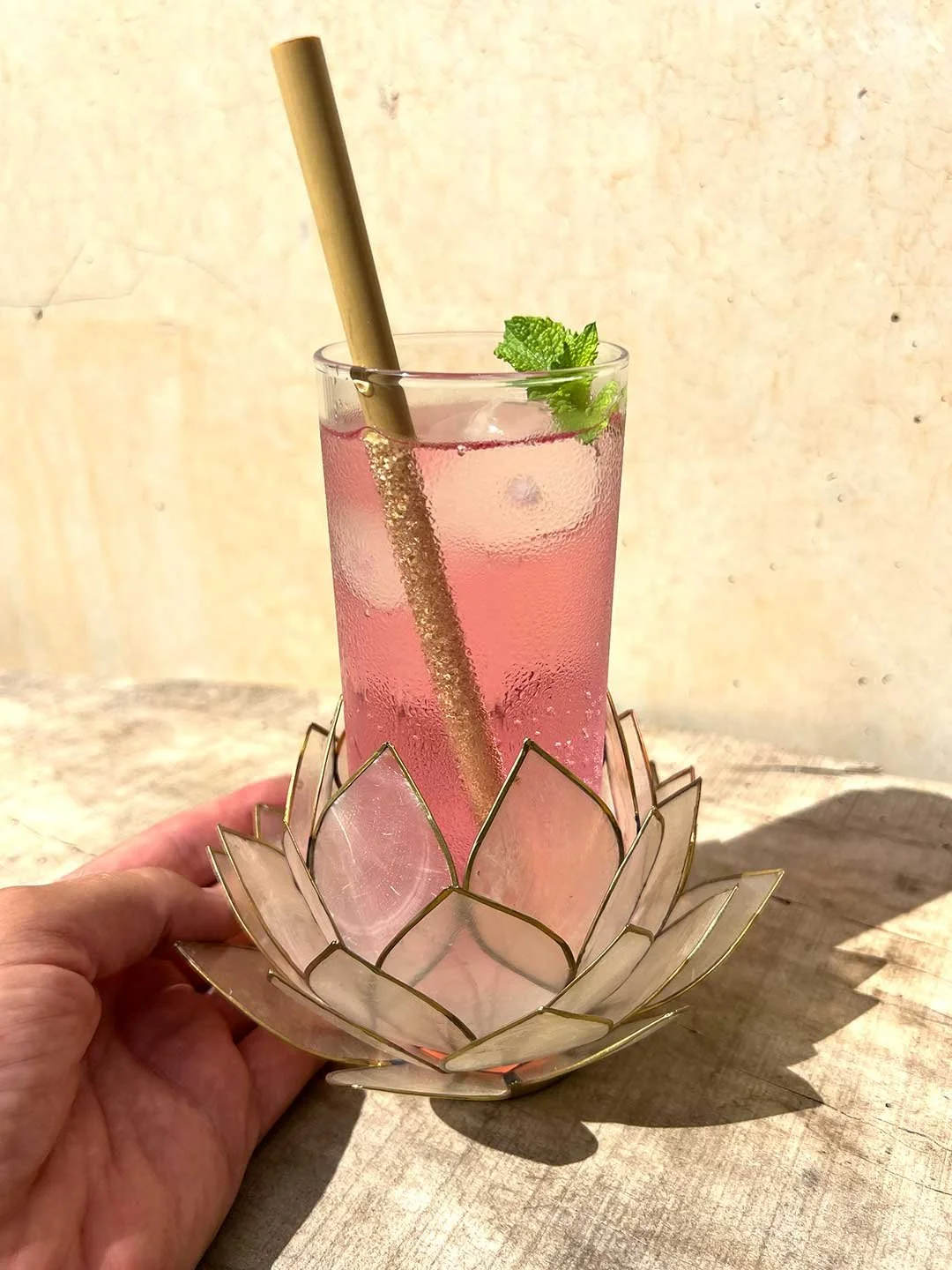 WHITE-LOTUS-FLOWER-HIGHBALL-COCKTAIL-GLASS-HAND-HELD-WEB.jpg