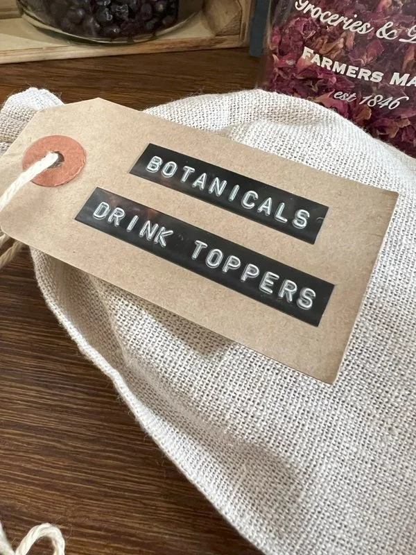 COCKTAIL-BOTANICALS-BAG-BERRIES LABEL CLOSE UP.jpg