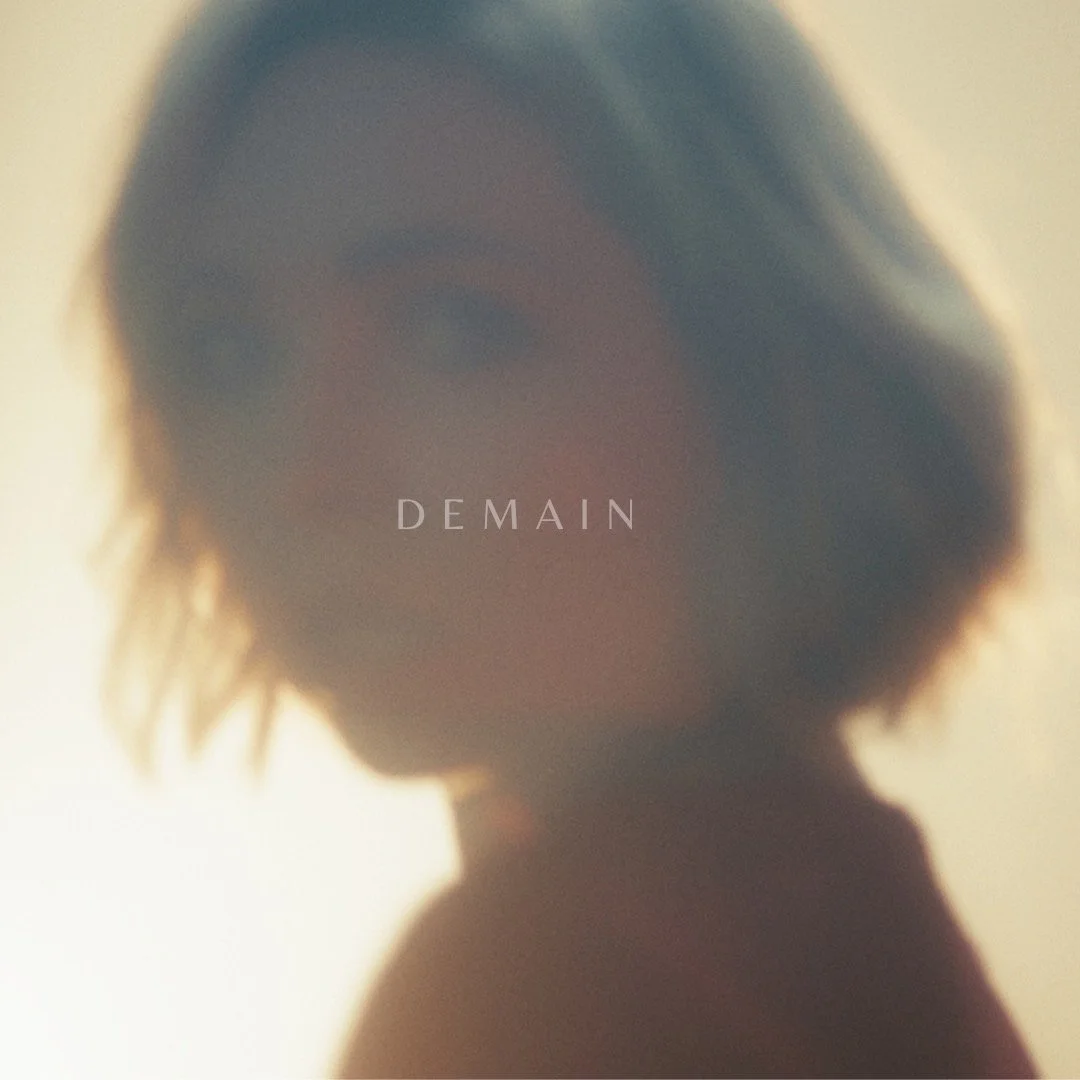 ANDEE DÉVOILE L’EXTRAIT « DEMAIN »