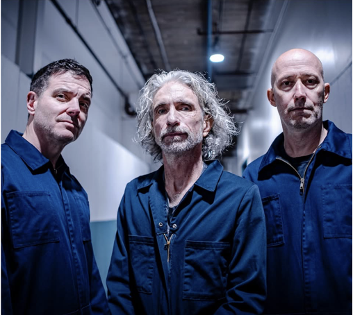 Les Chiens célèbrent 30 ans de rock avec Éloge de la Chute