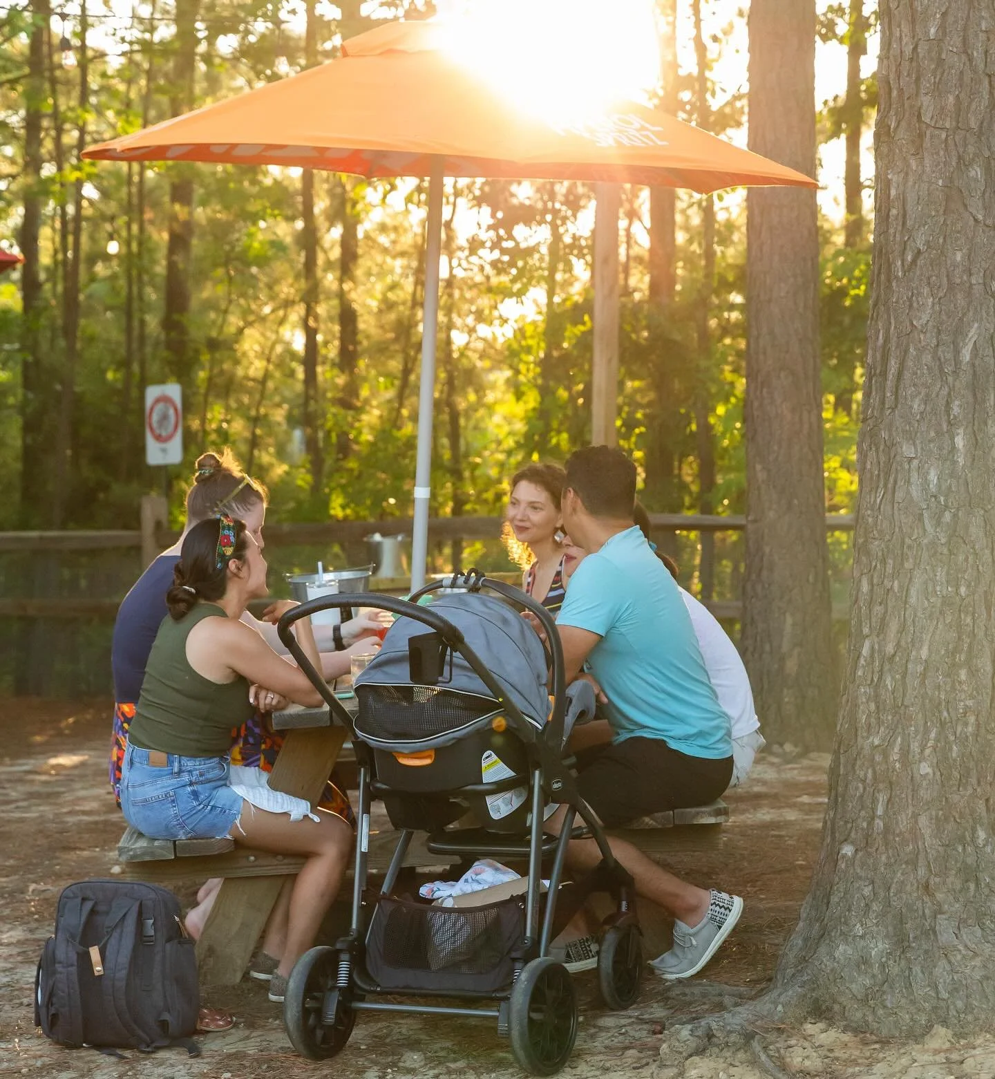 Finally a relatively cool weekend after a month of blistering heat 🥵 We&rsquo;ve got a great lineup of performers for you to check out, as well as brunch on Saturday and Sunday from 11-3 🍳

Sravani Kameswari (Saturday 5-7:30) 
Leslie and The Dots (
