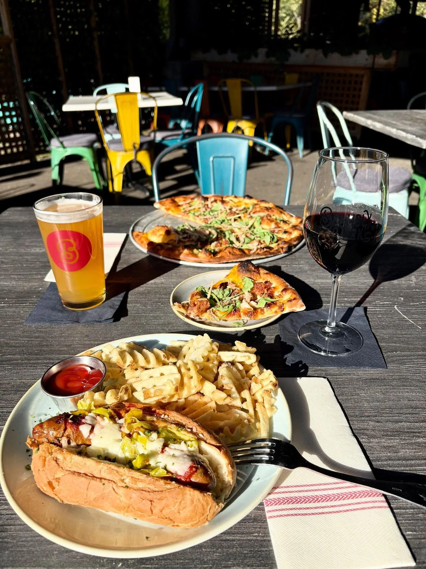 ✨ New Specials! ✨ 

🌭Hot Italian Sausage Parm Sub with marinara, 5 cheese blend, and pepperoncini on a fries. 

🍕 Chicken Bacon Ranch Pizza topped with arugula and crispy onions. 

#rva #richmondva #rvawine #richmondrestaurant #rvawine #rvadine #rv