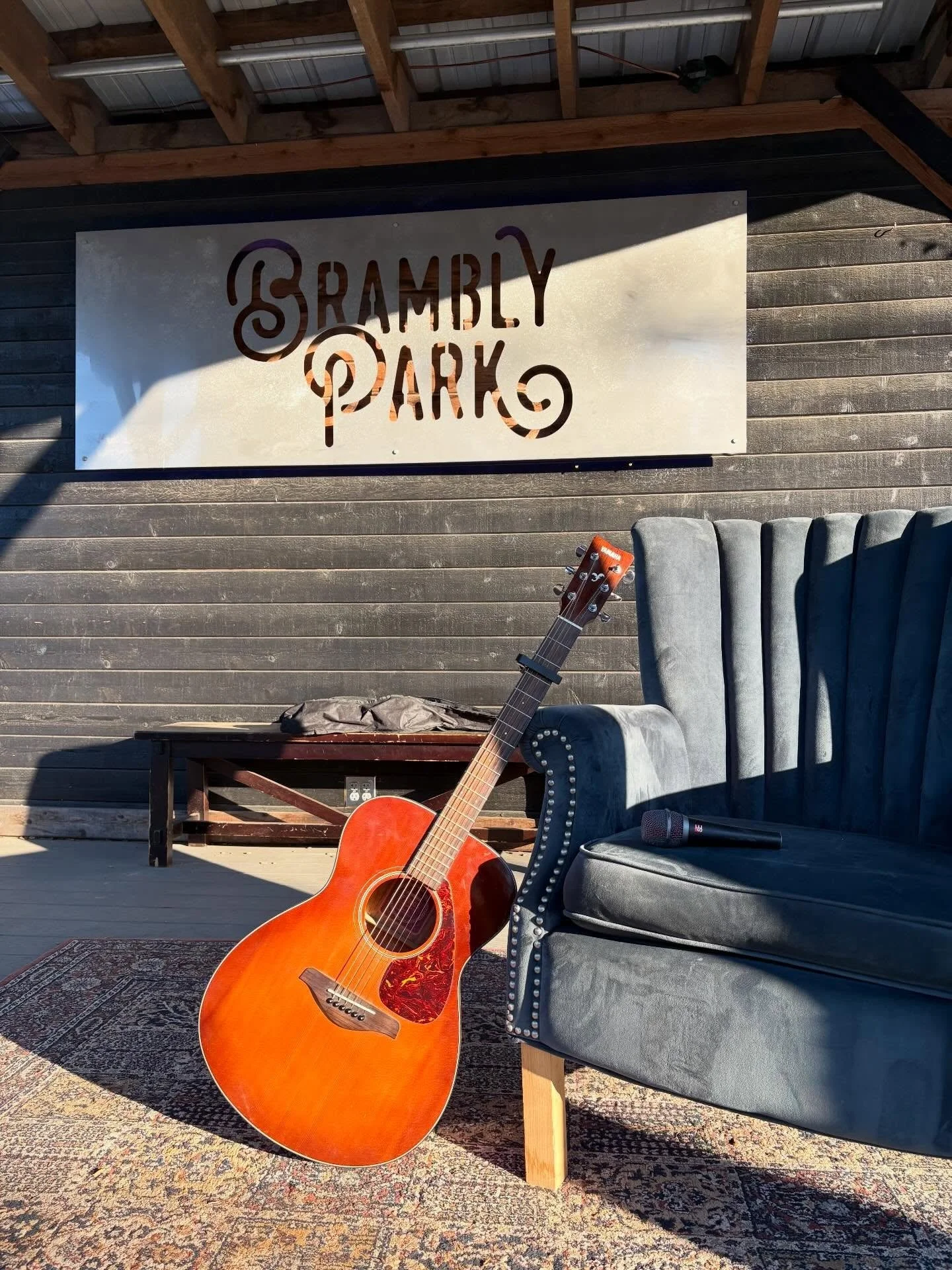 This weekend is the first of the year that our park is open! Spend the 70&deg; weekend with us listening to live music Friday-Sunday, great drinks, and fantastic food! @therosiecrown is playing on Friday starting at 5:30! 🍾🍕🍷🎸 Reservations are re