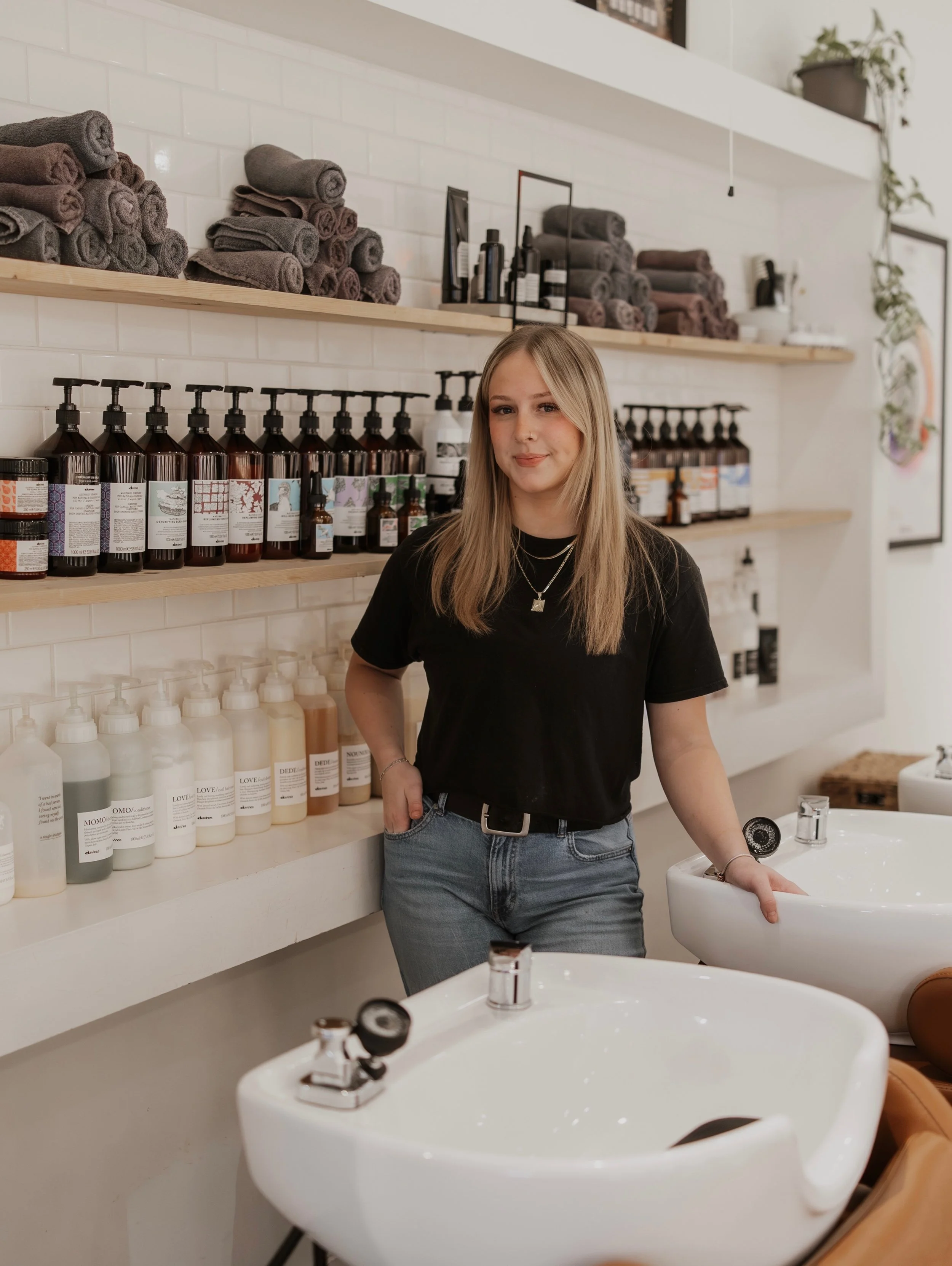 A little update🤎 Adisyn will be away from the salon beginning August 26 as she undergoes surgery and takes some time to heal. She&rsquo;ll be away for at least a month and is going to miss all of her amazing clients!
If you&rsquo;d like to book whil